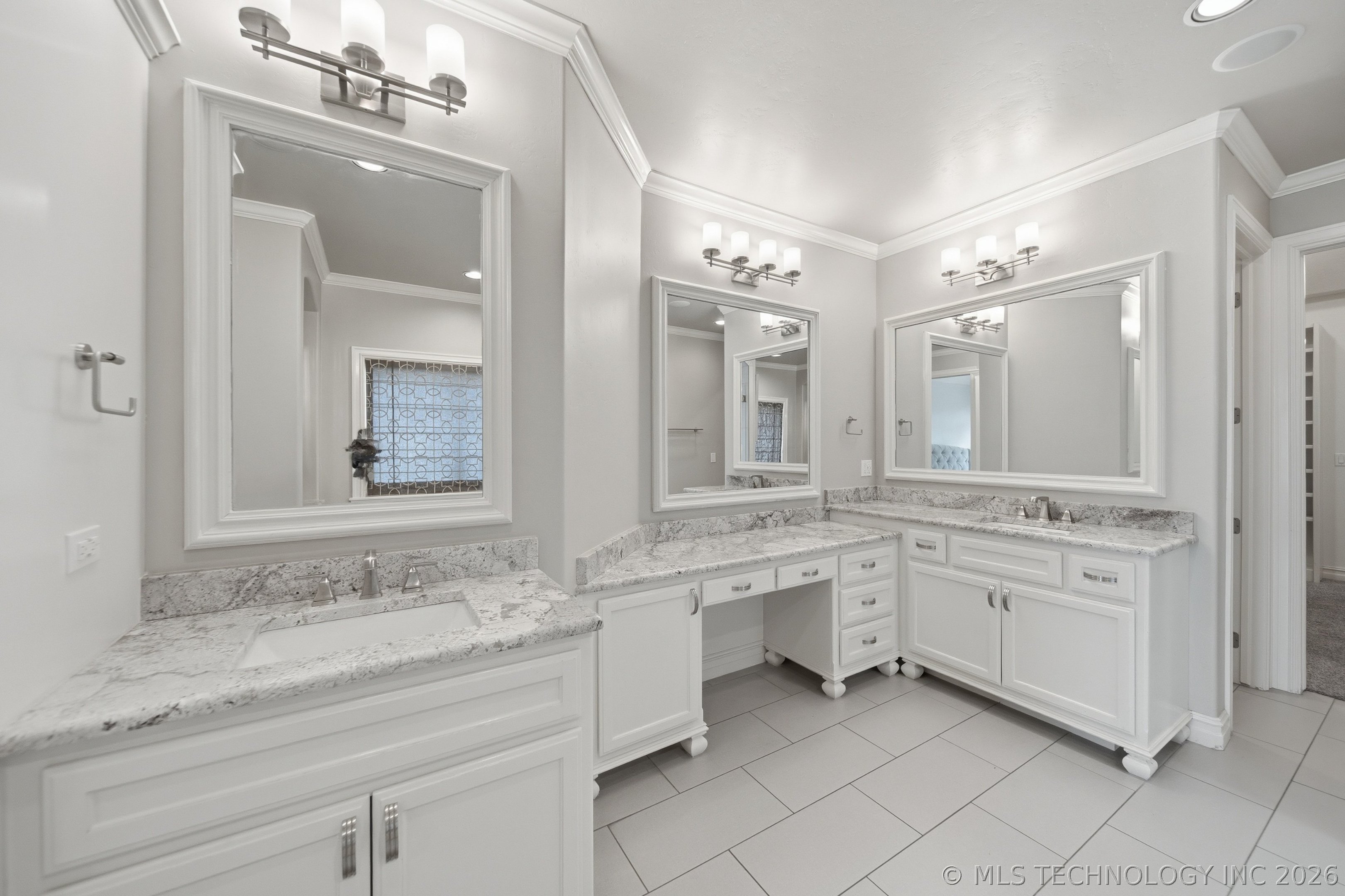 8007 S Galveston Court Tulsa OK 74132