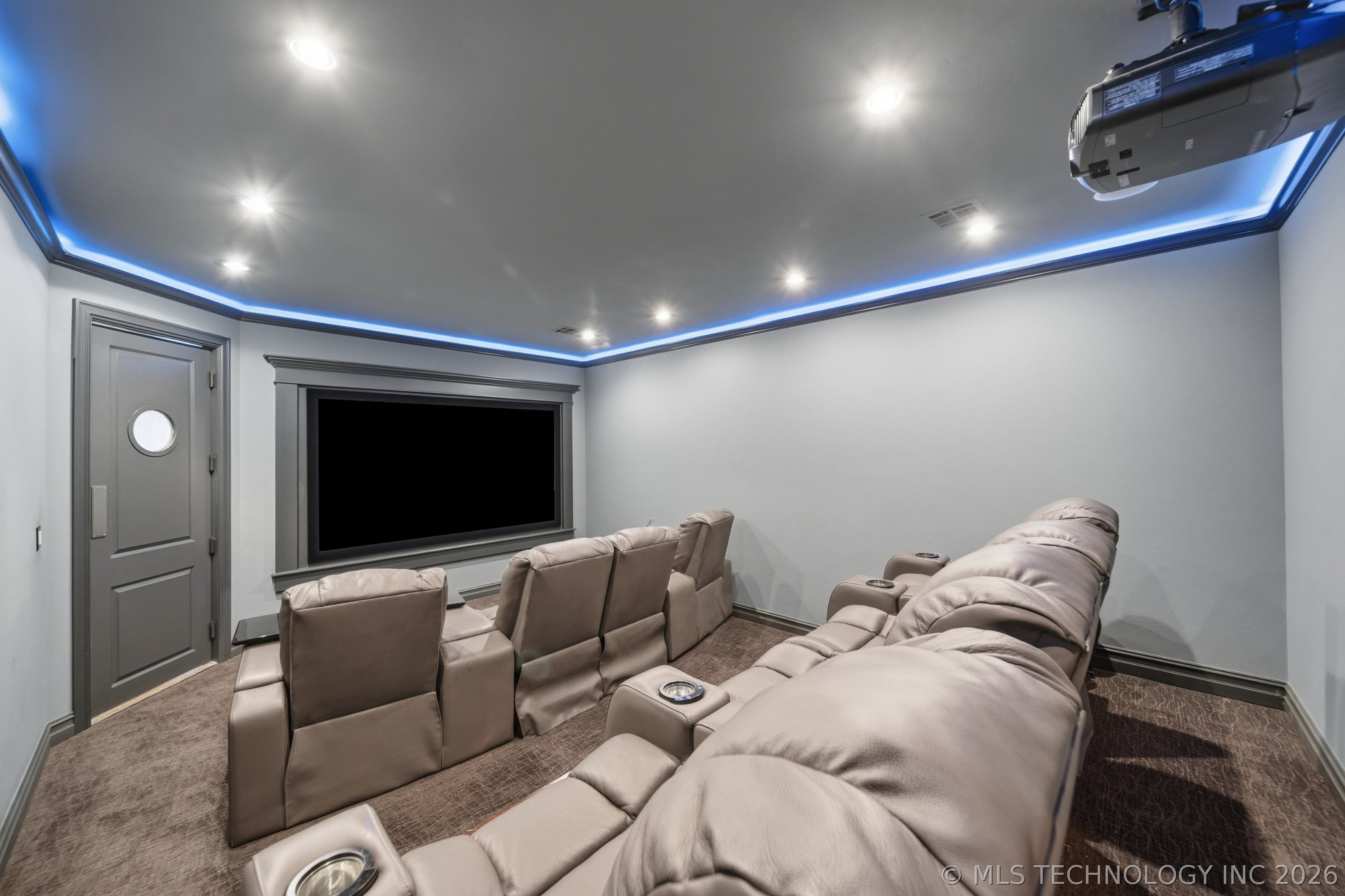 8007 S Galveston Court Tulsa OK 74132