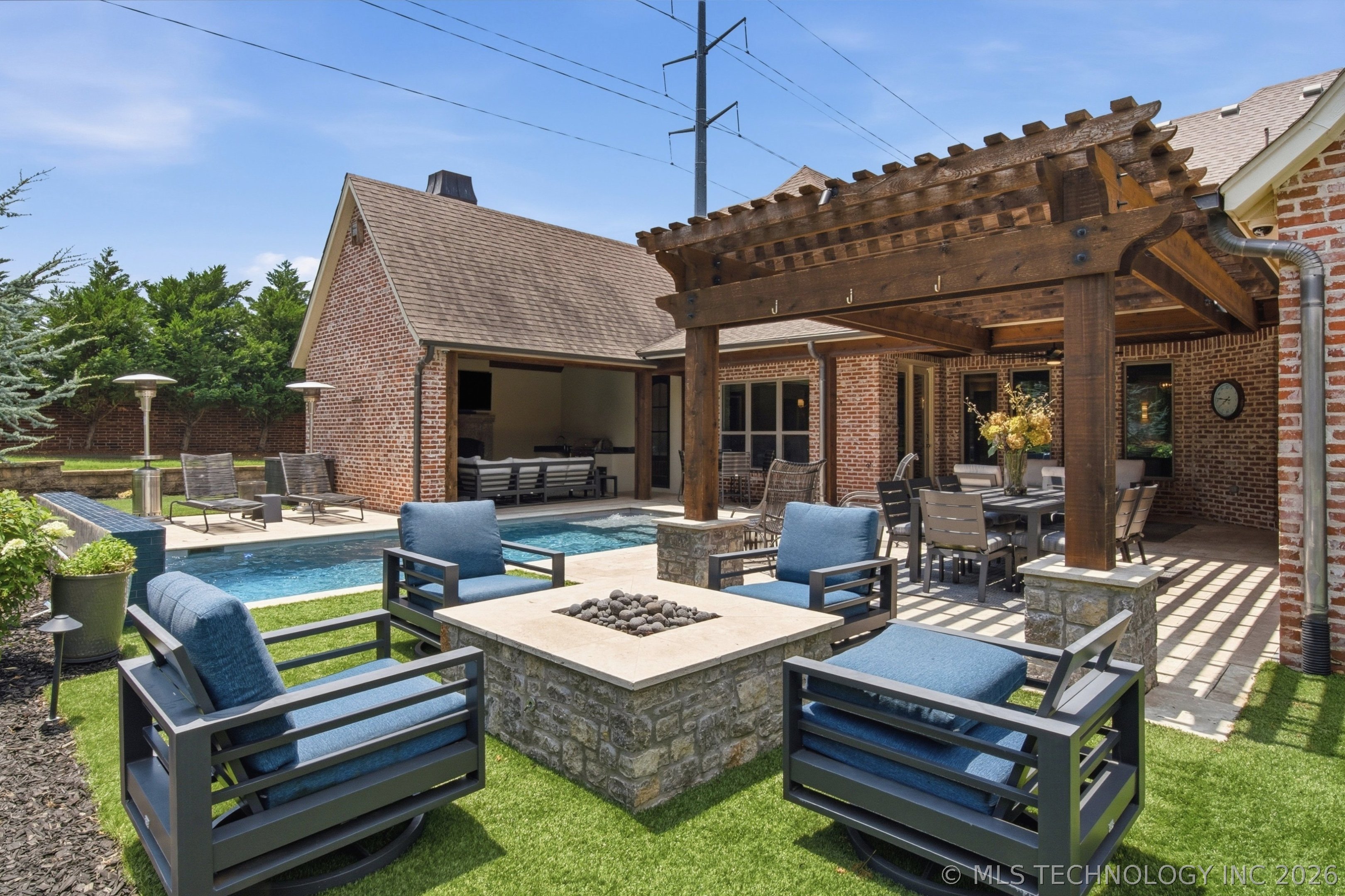 8007 S Galveston Court Tulsa OK 74132