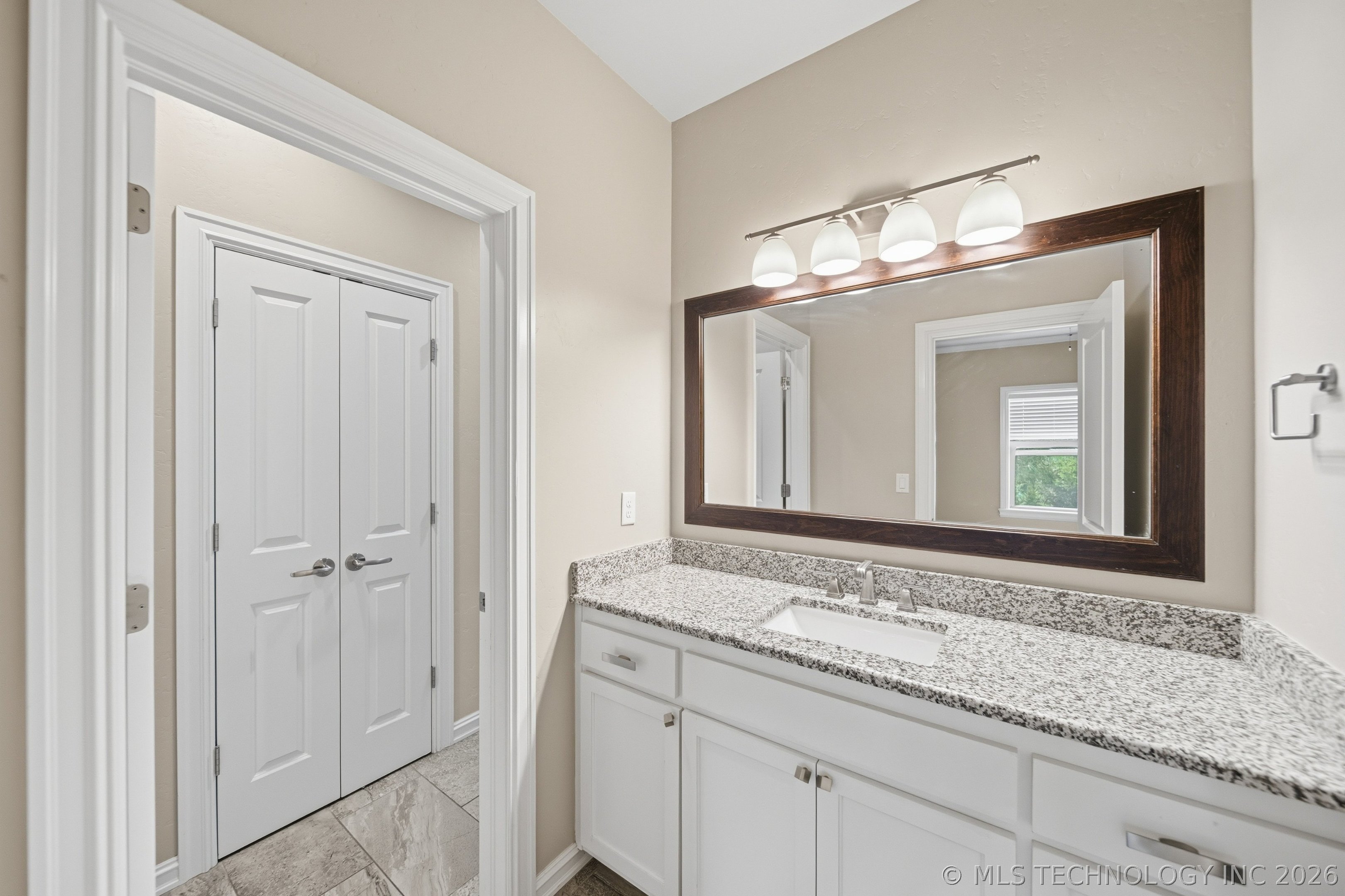 8007 S Galveston Court Tulsa OK 74132