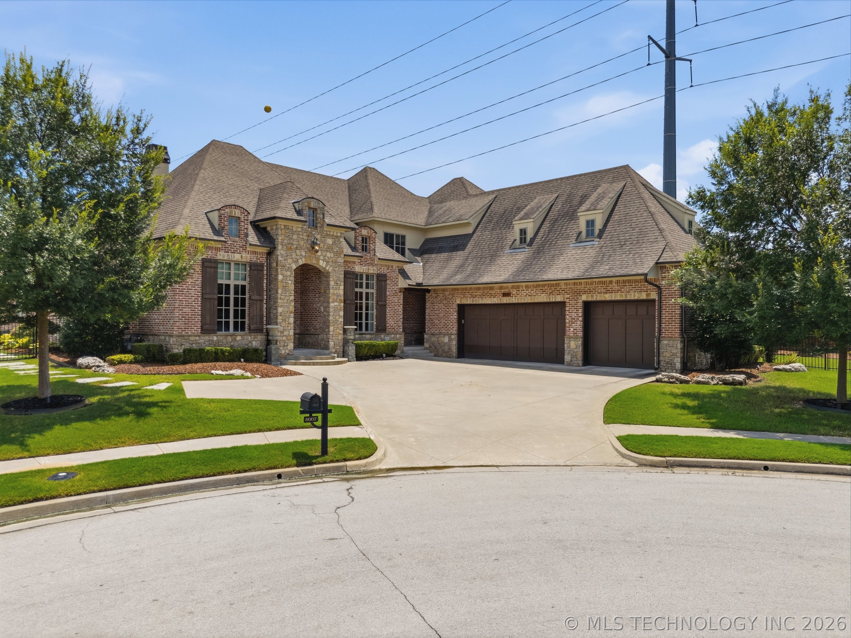 8007 S Galveston Court Tulsa OK 74132