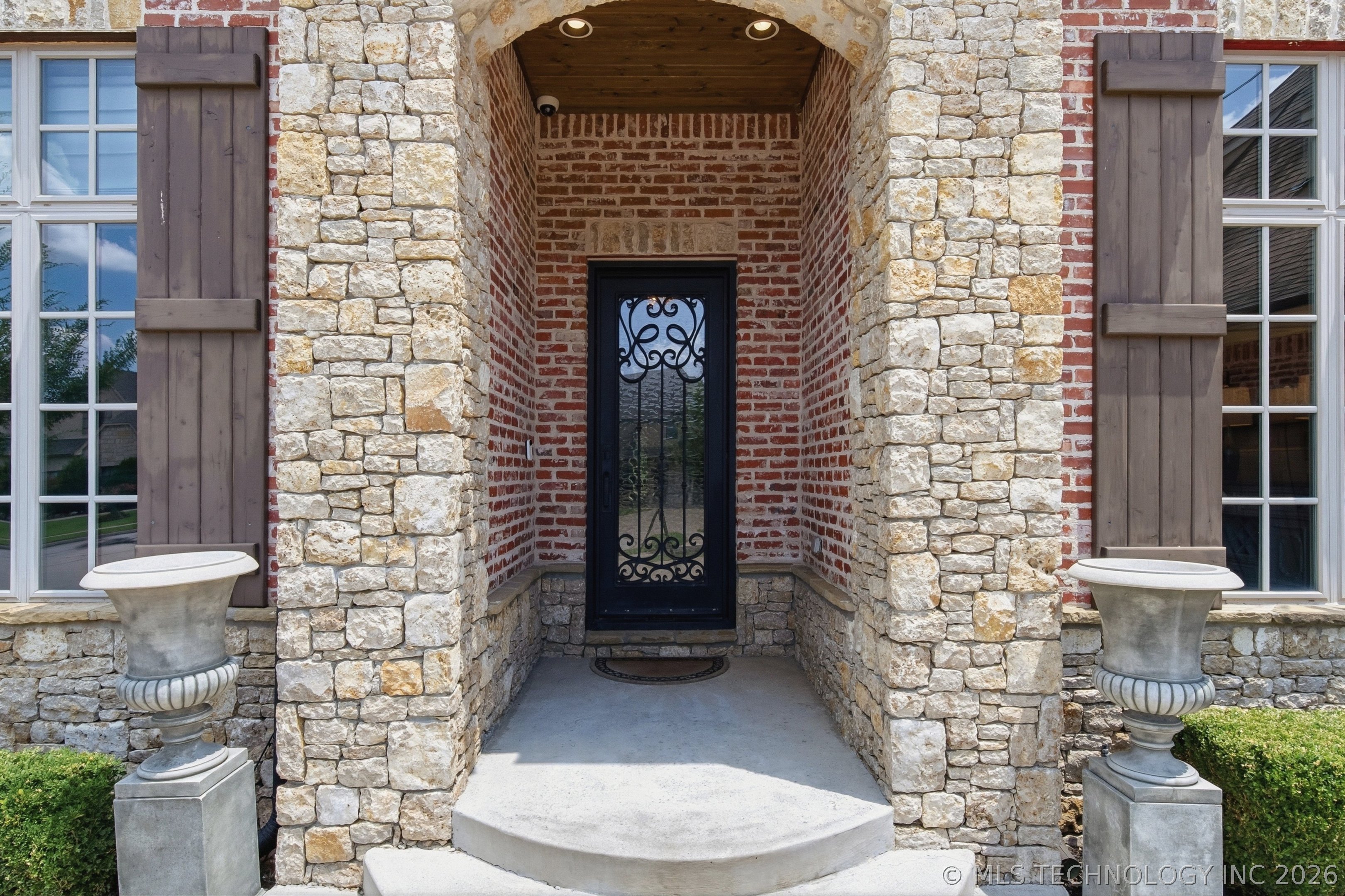 8007 S Galveston Court Tulsa OK 74132