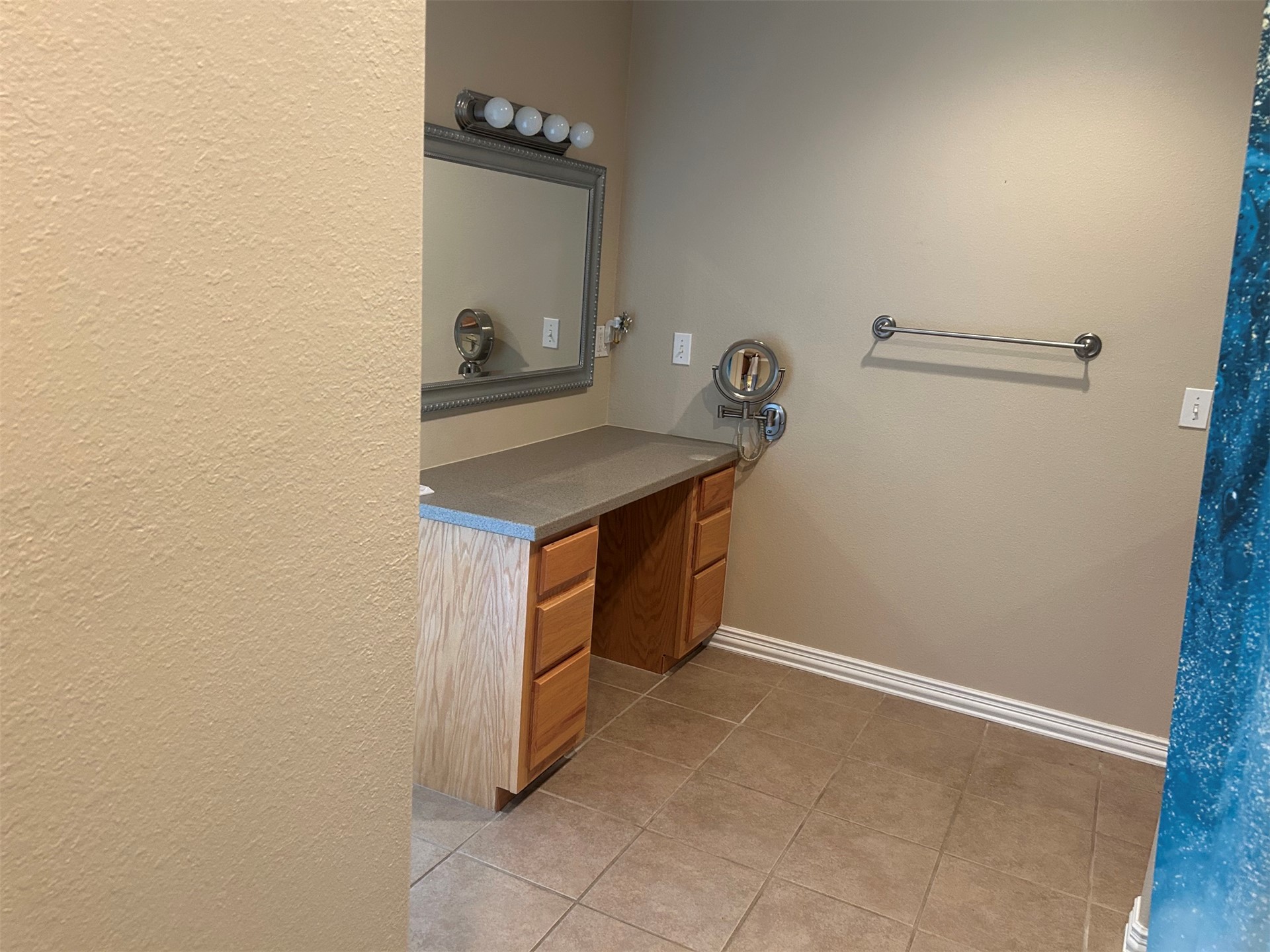 308 S Mary Avenue E Wagoner OK 74467