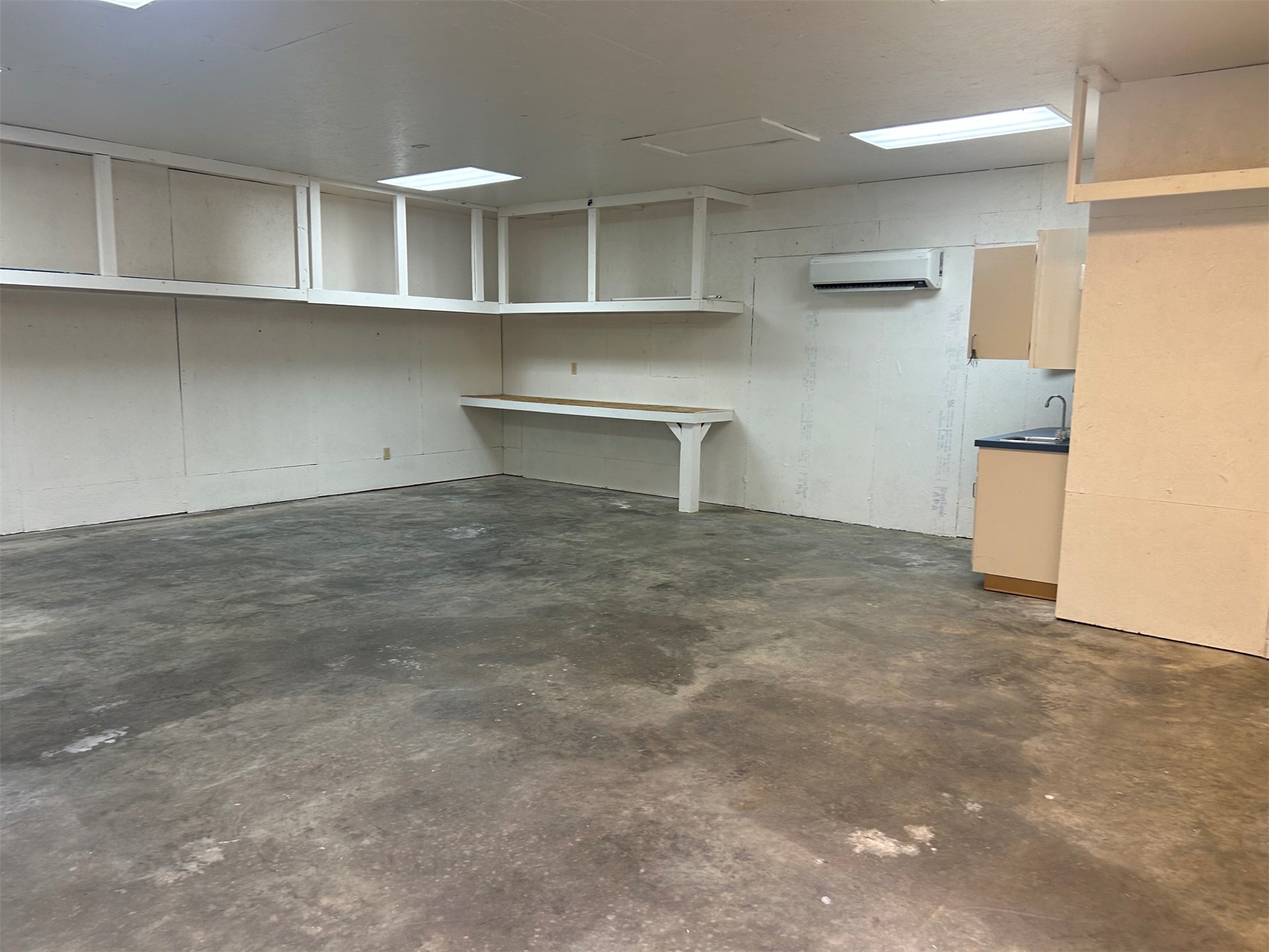 308 S Mary Avenue E Wagoner OK 74467