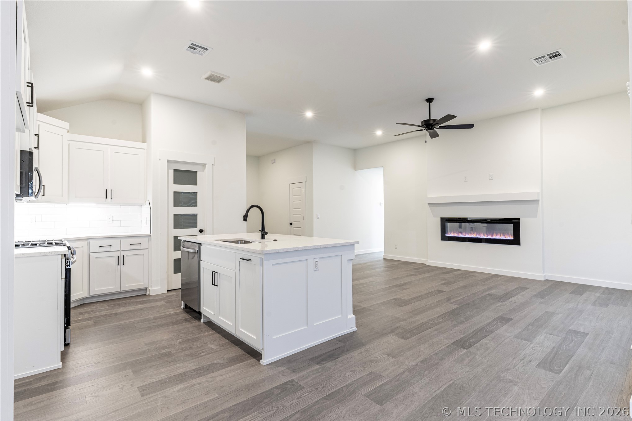 116 S 26th Street Collinsville OK 74021