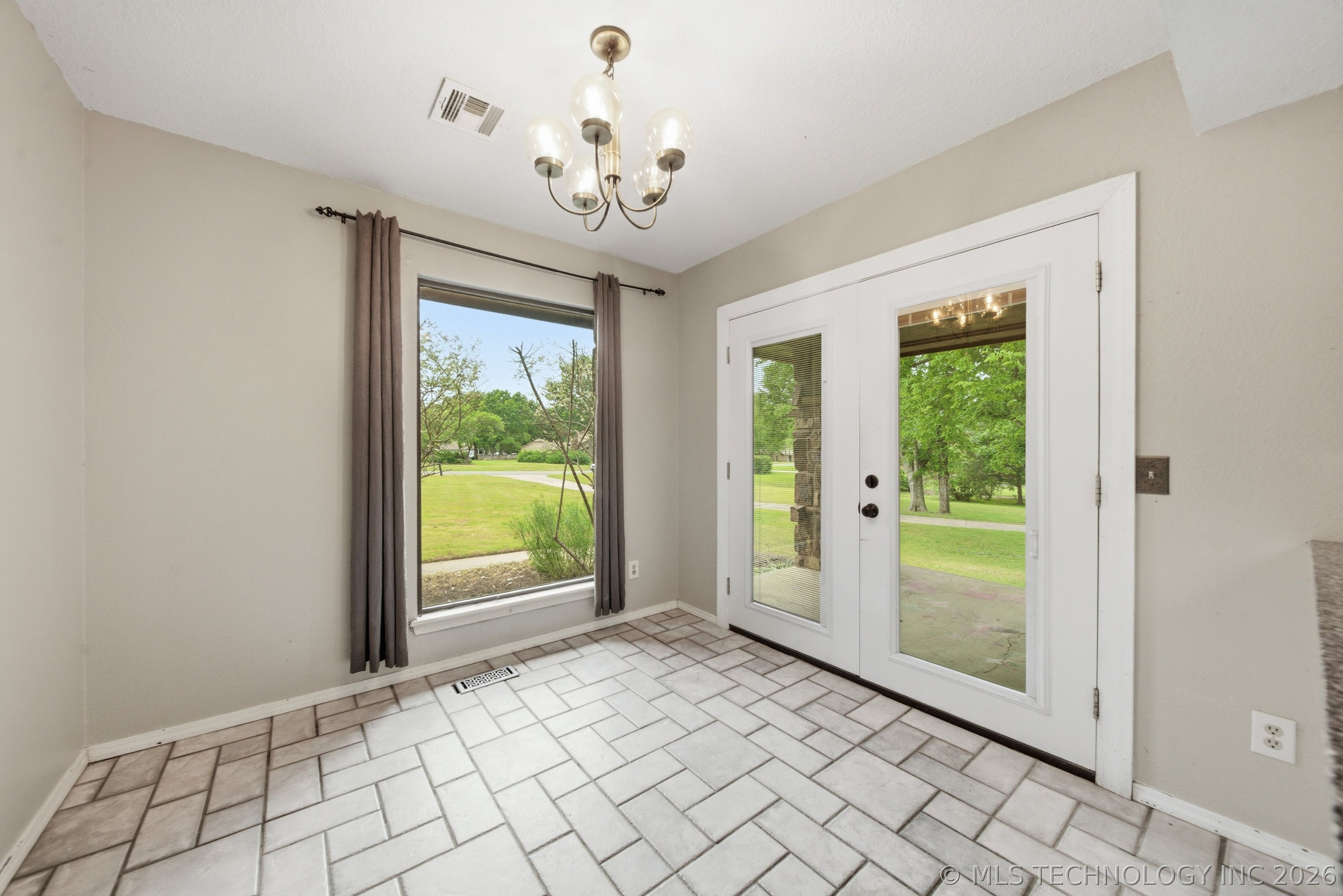 182 Spunky Creek Drive Catoosa OK 74015