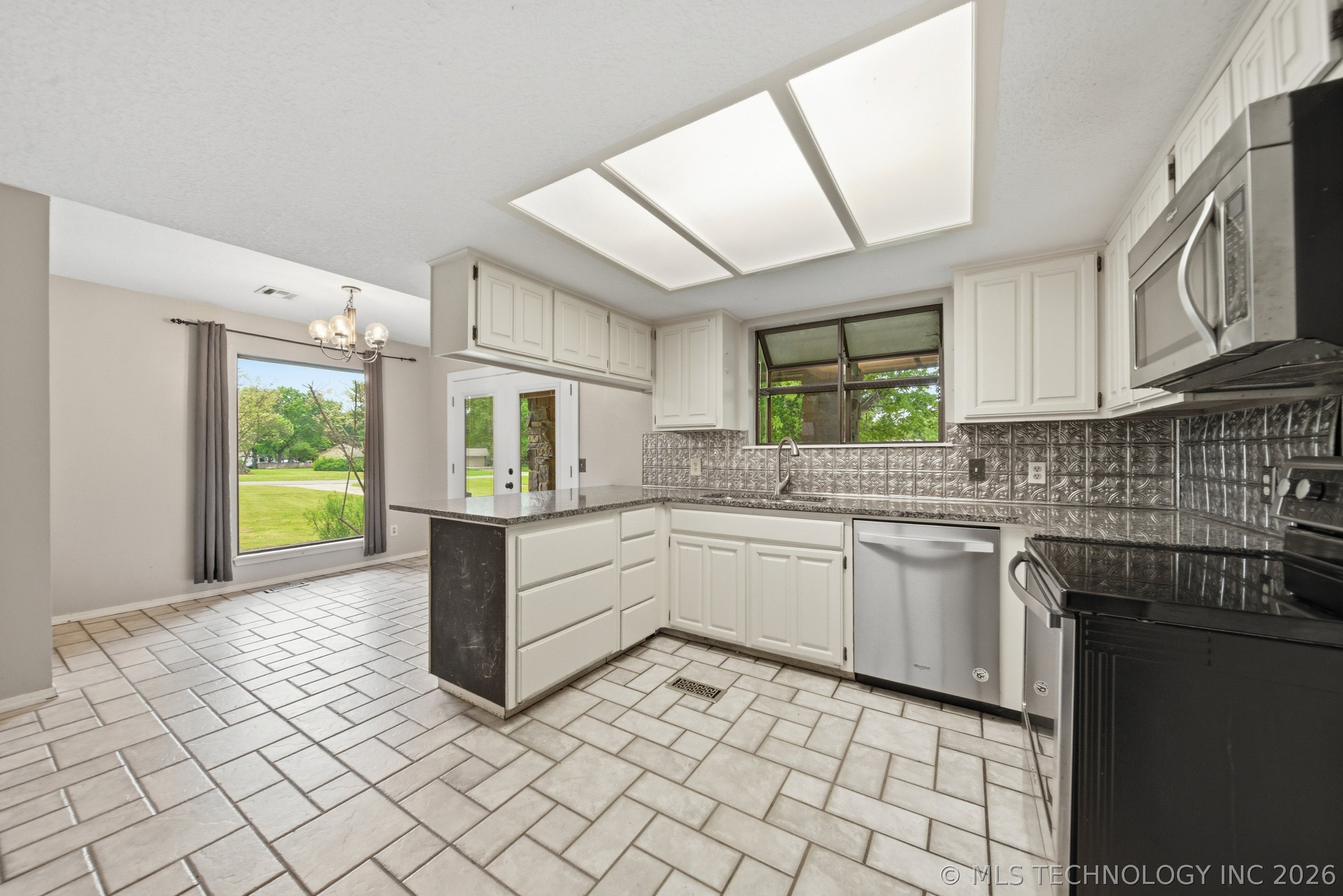 182 Spunky Creek Drive Catoosa OK 74015