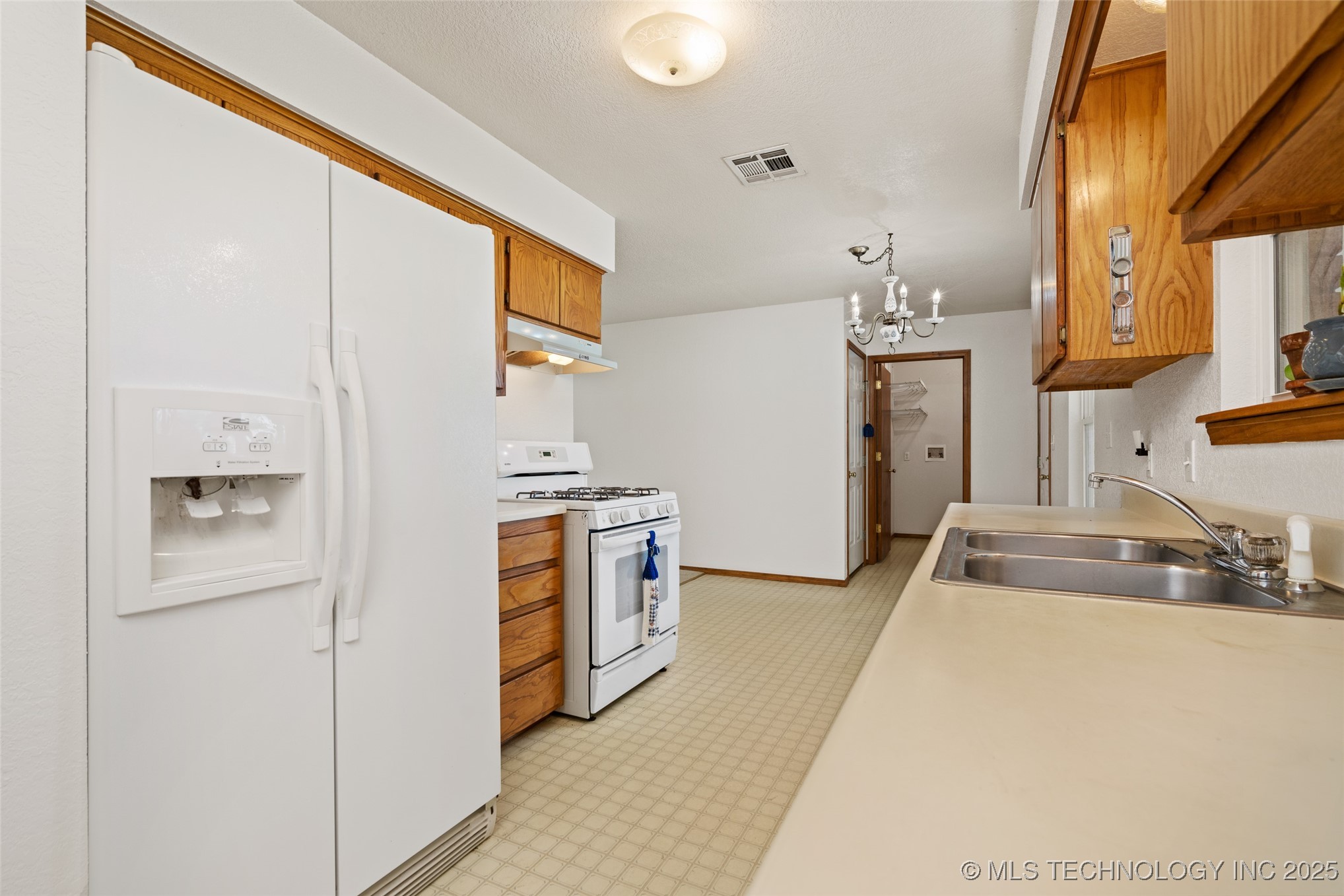 311 N 1st Street Porum OK 74455