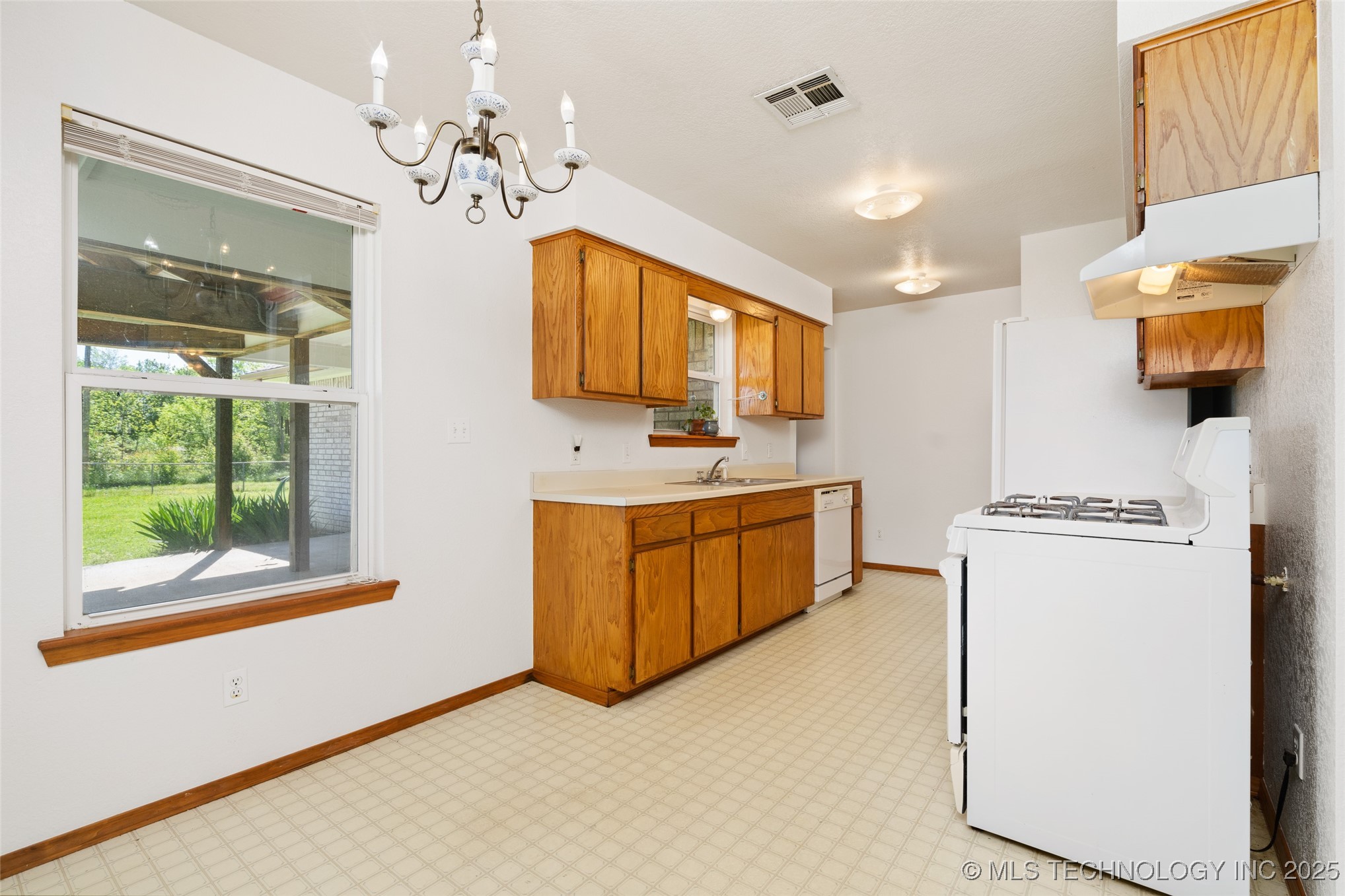 311 N 1st Street Porum OK 74455