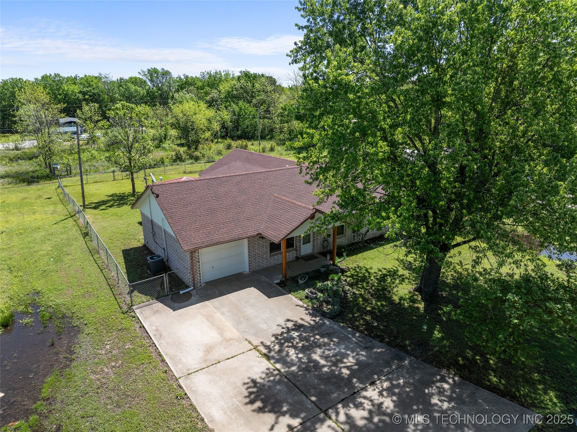 311 N 1st Street Porum OK 74455