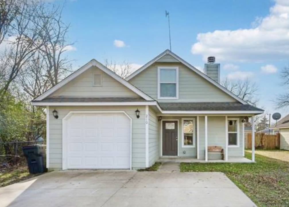 210 E 15th Street Mounds OK 74047