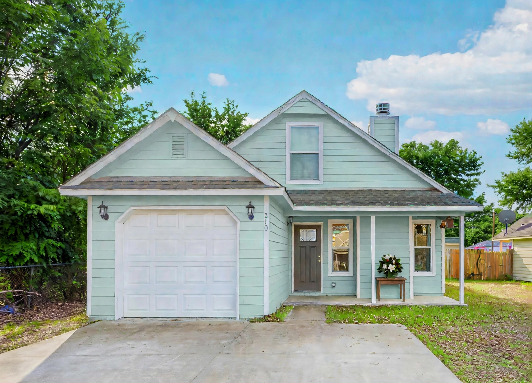 210 E 15th Street Mounds OK 74047