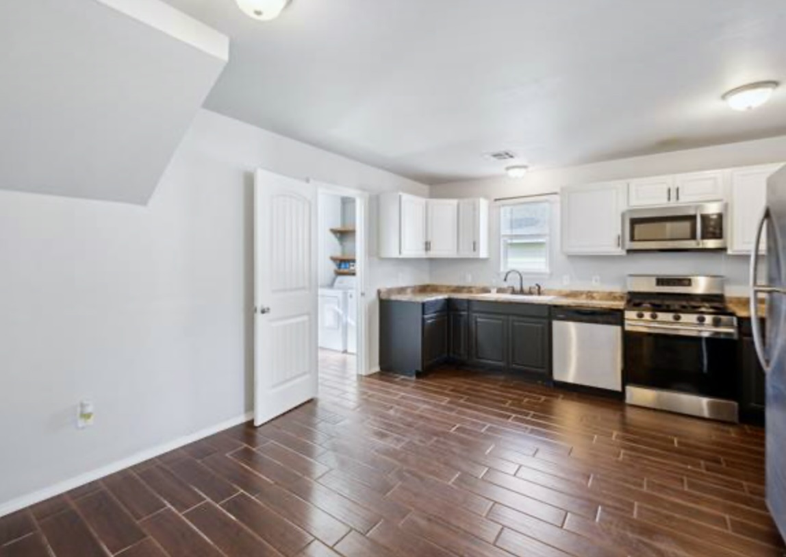 210 E 15th Street Mounds OK 74047