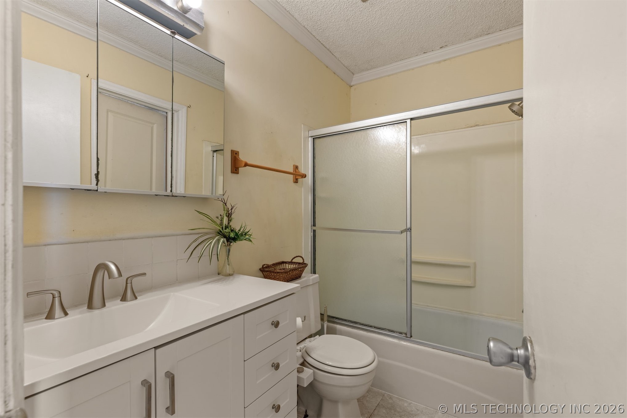 11411 E 37th Place Tulsa OK 74146