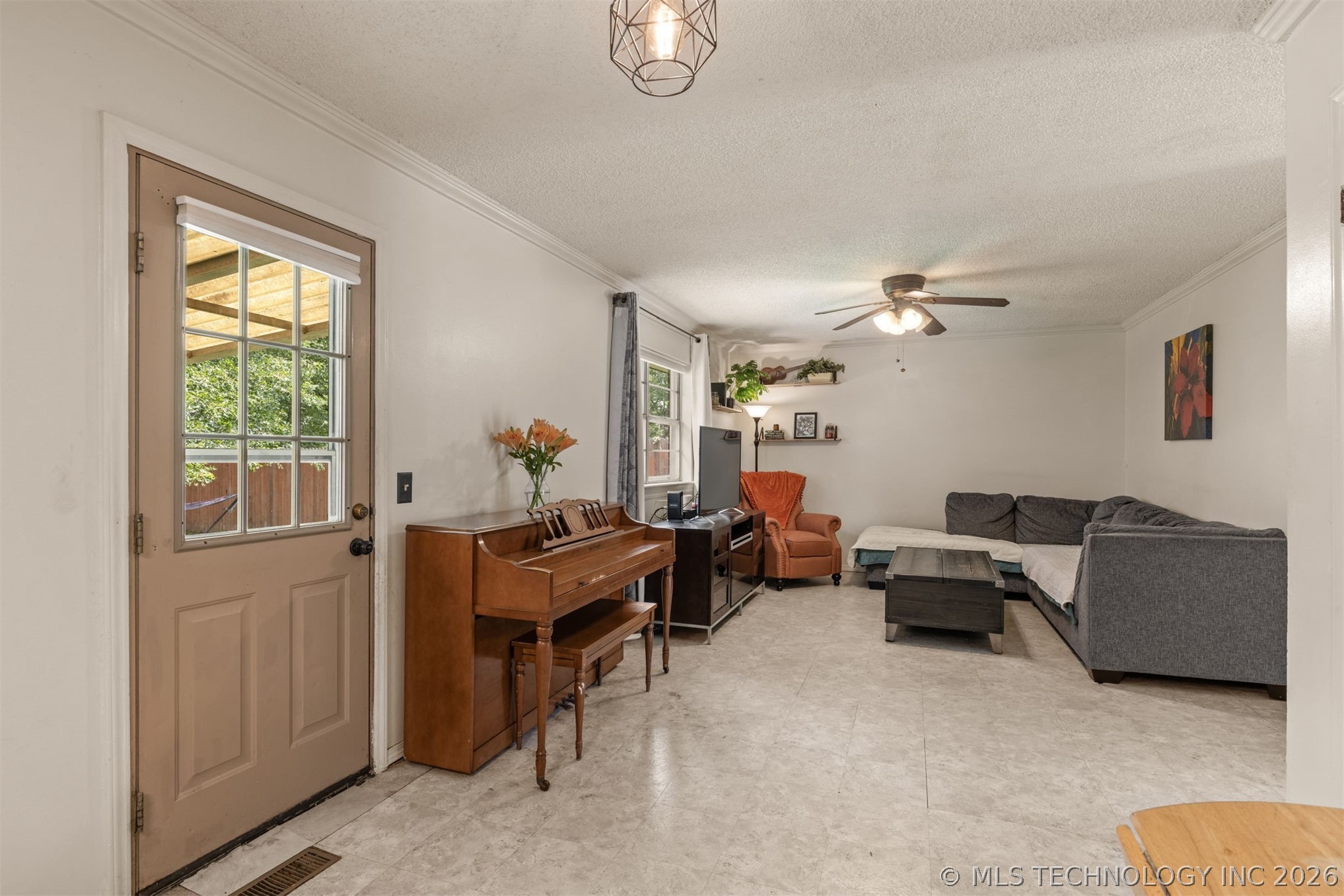 11411 E 37th Place Tulsa OK 74146