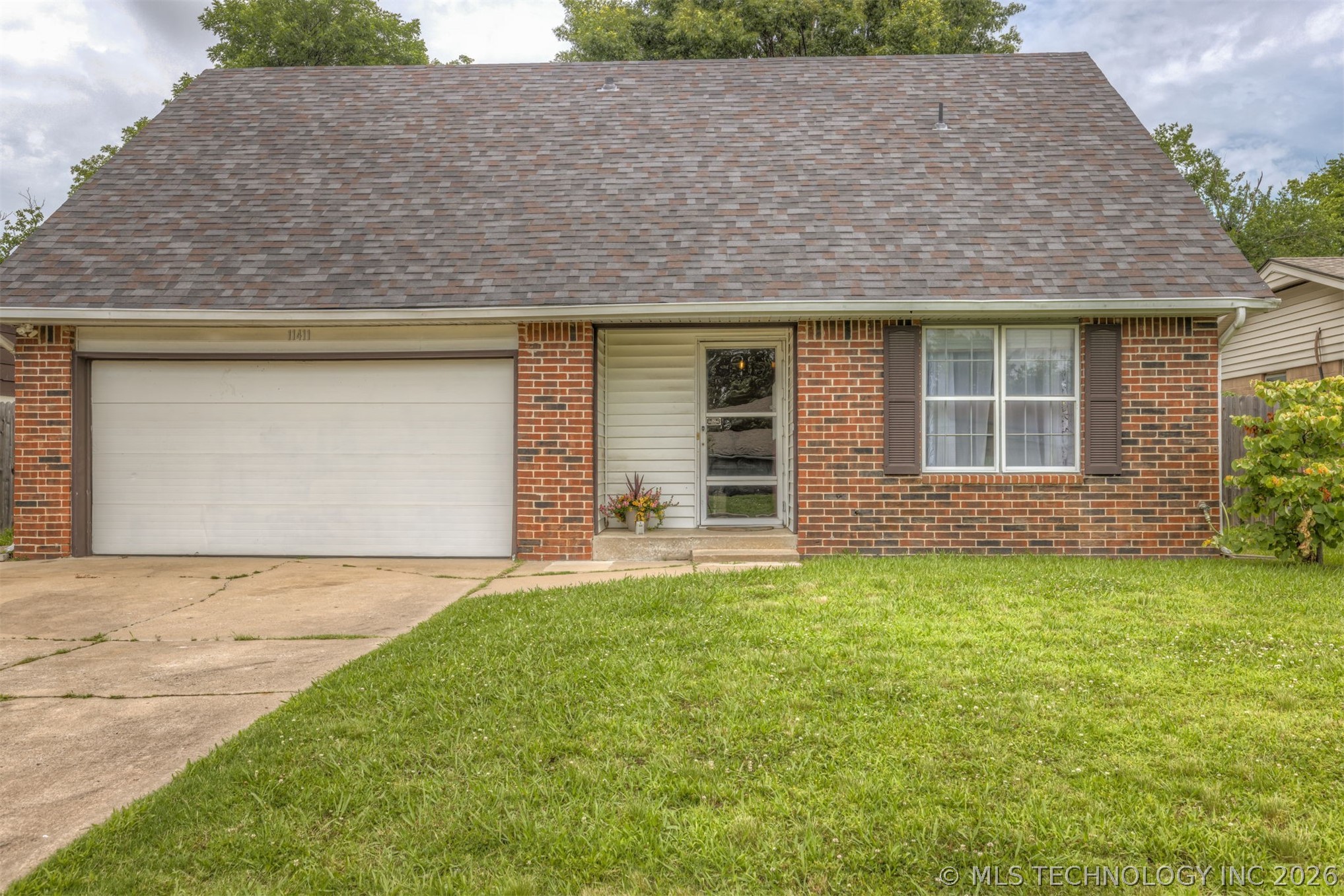 11411 E 37th Place Tulsa OK 74146