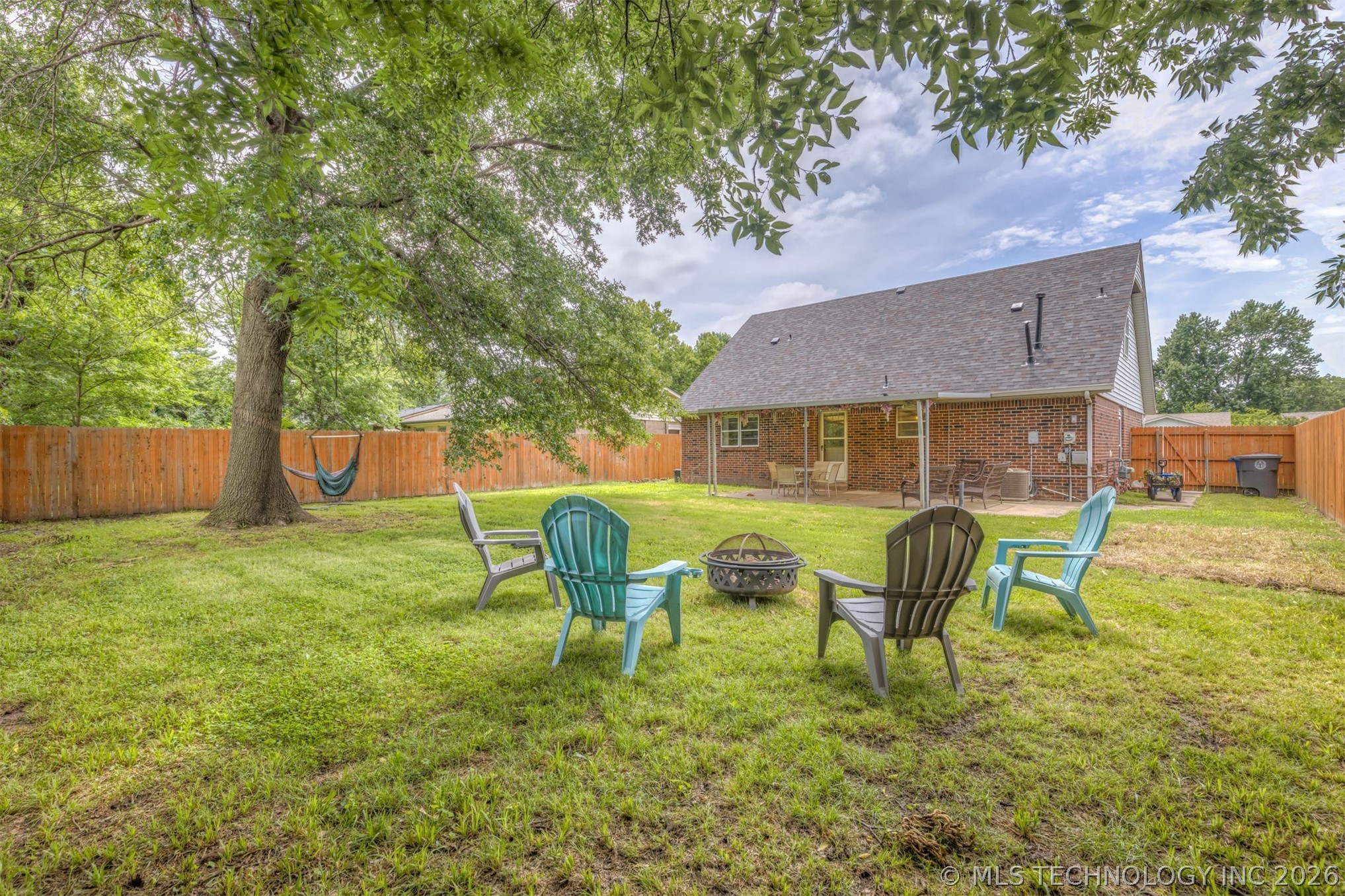 11411 E 37th Place Tulsa OK 74146