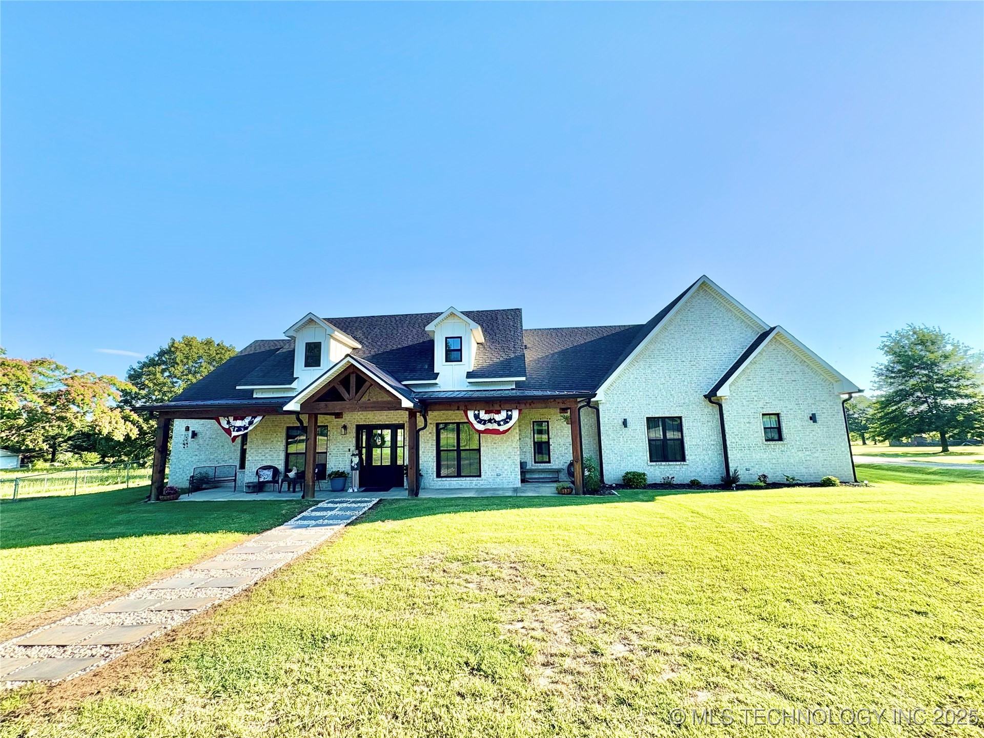 1609 E Hollow Oak Road Stigler OK 74462