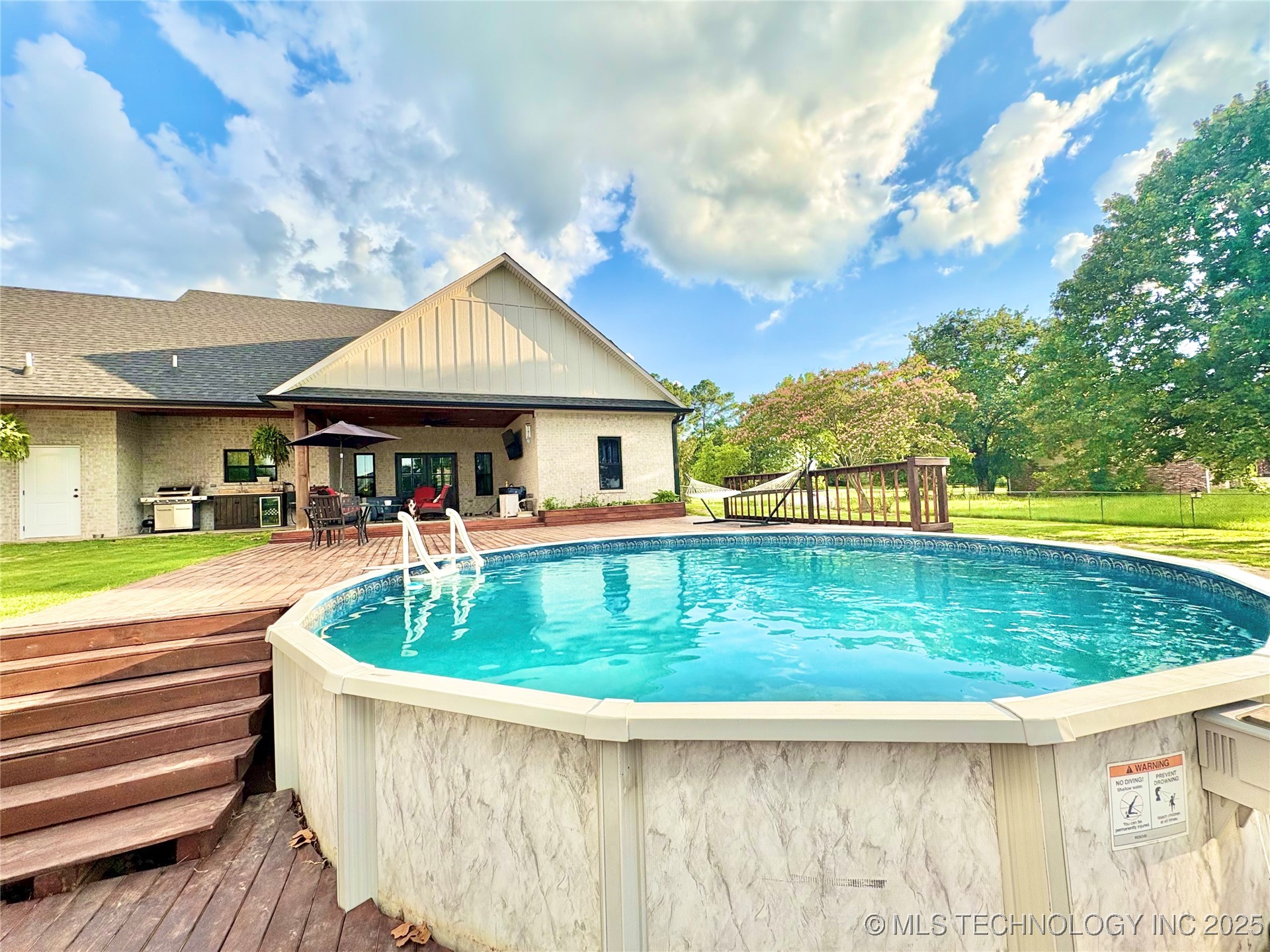 1609 E Hollow Oak Road Stigler OK 74462