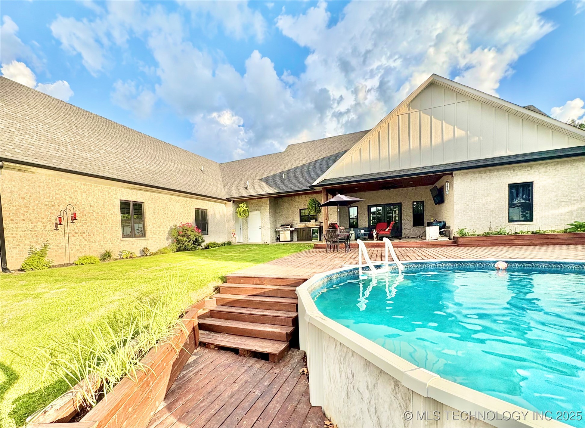1609 E Hollow Oak Road Stigler OK 74462