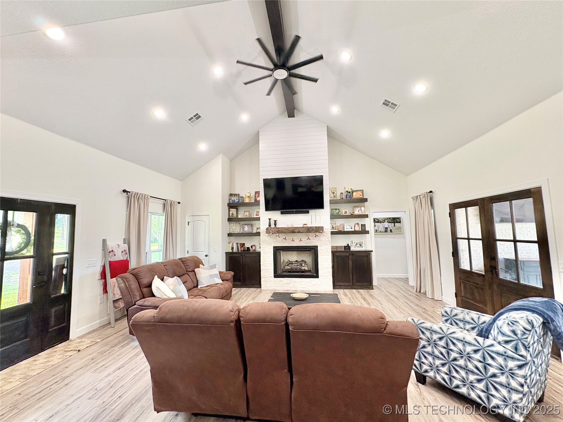 1609 E Hollow Oak Road Stigler OK 74462