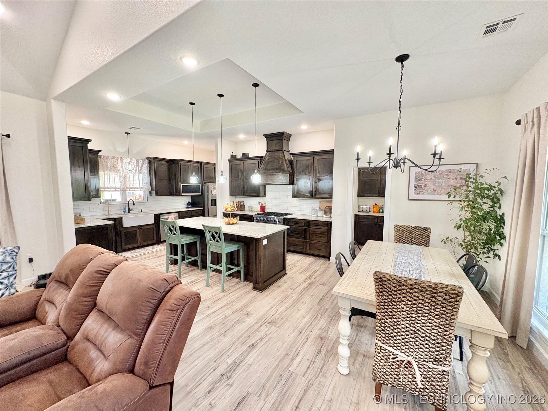 1609 E Hollow Oak Road Stigler OK 74462