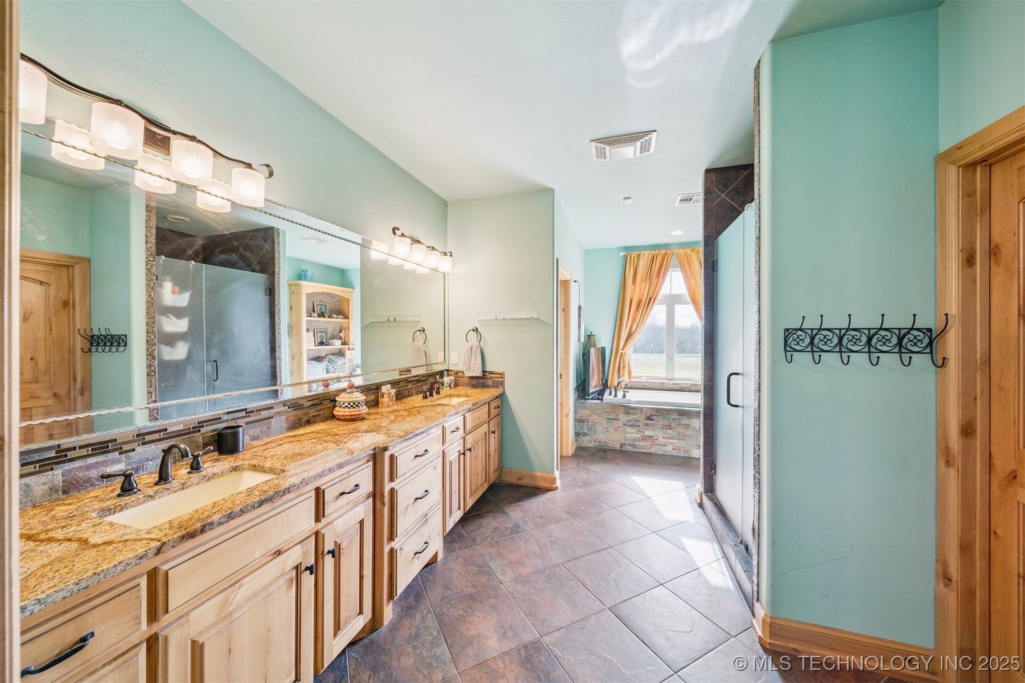 908 W 9th Street Cushing OK 74074