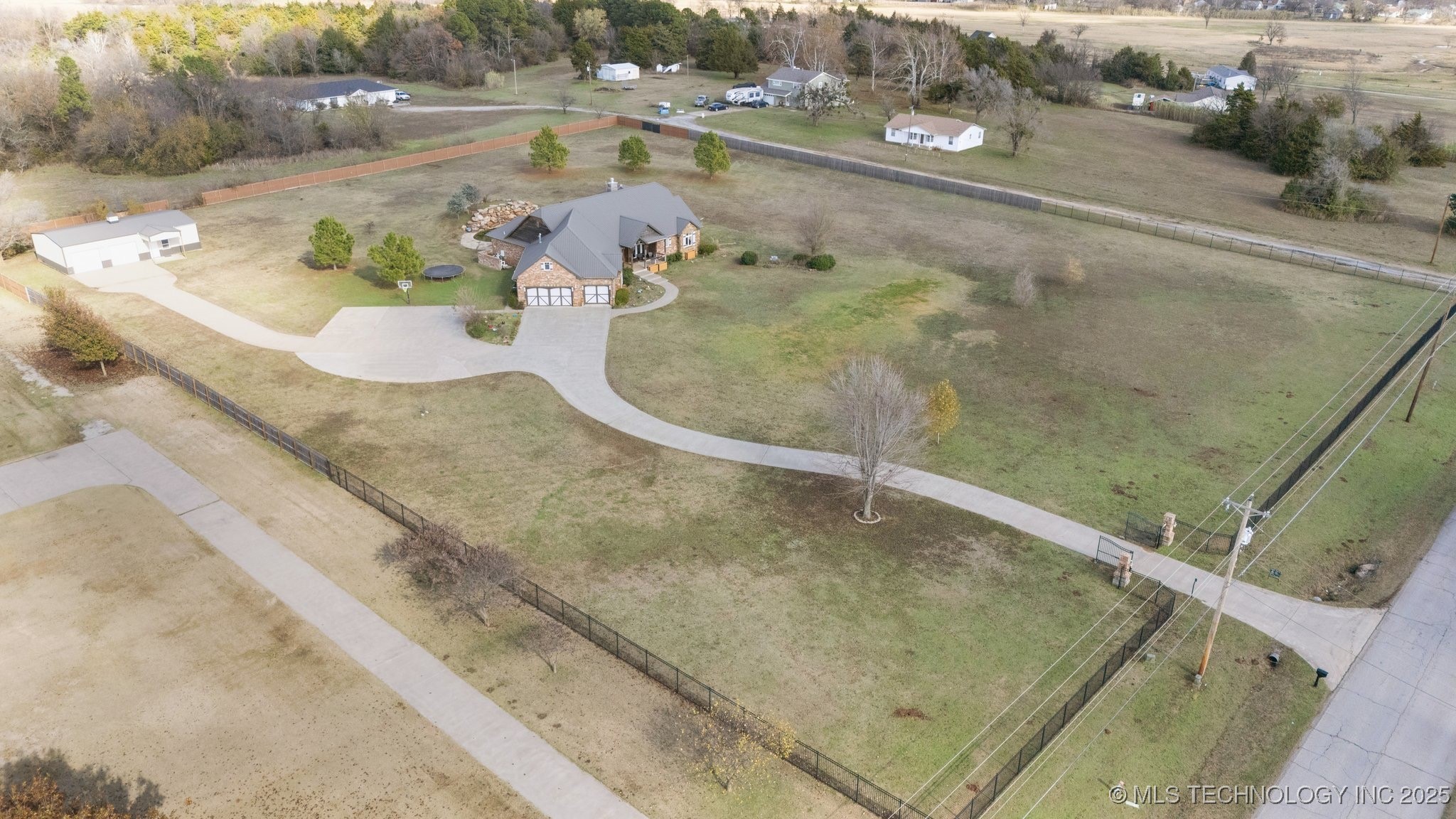 908 W 9th Street Cushing OK 74074