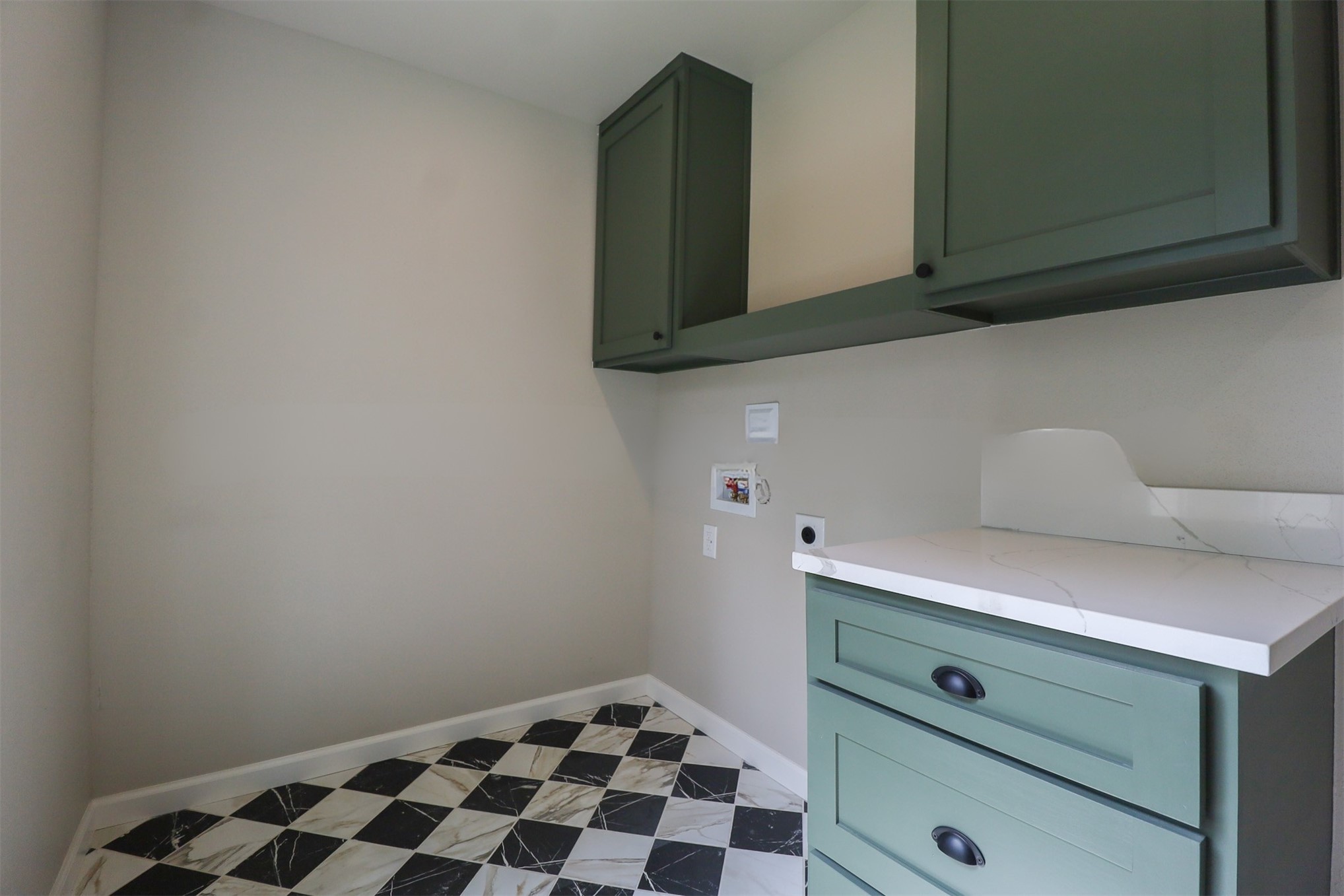 1516 W School Street Claremore OK 74017