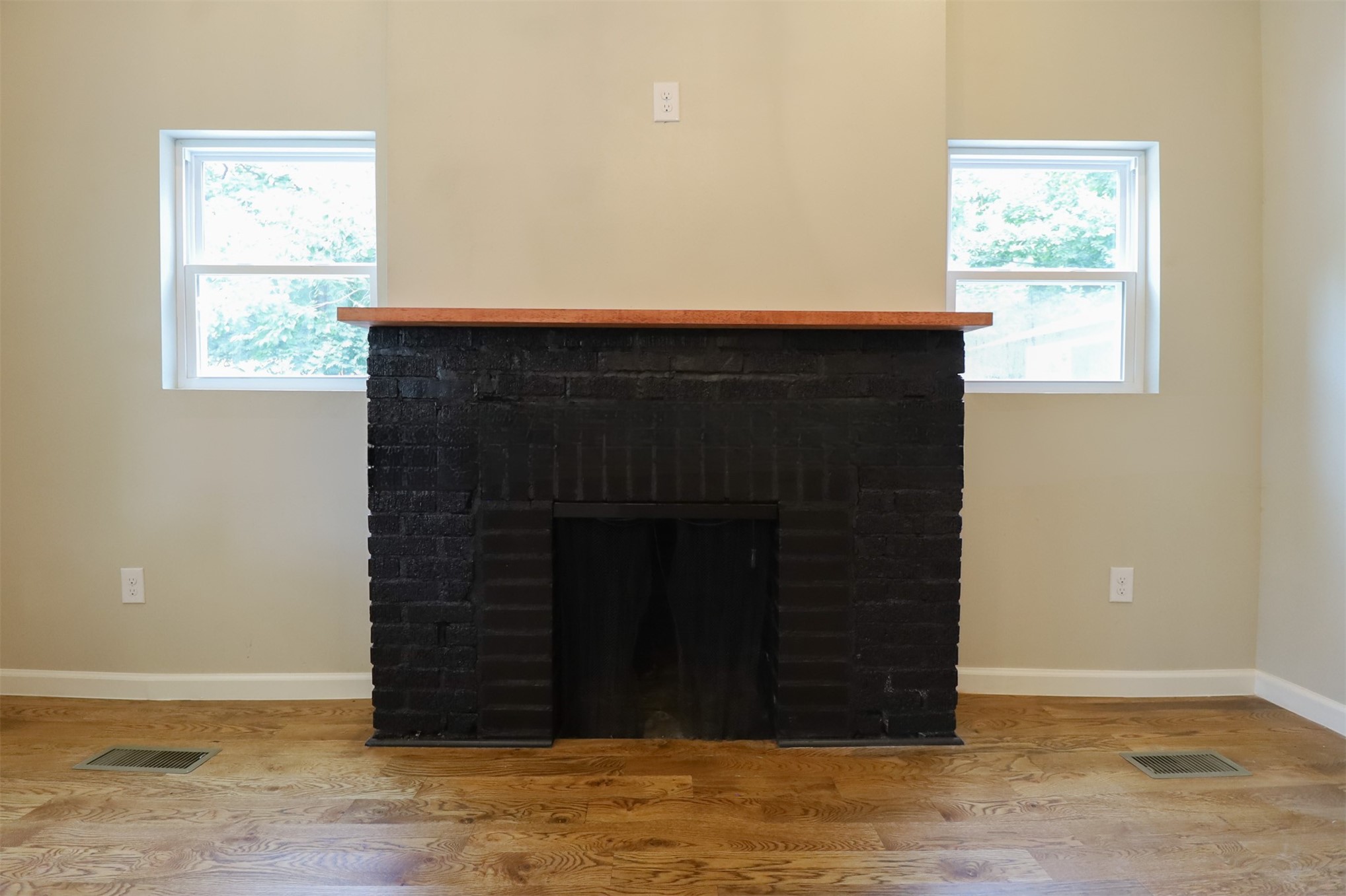1516 W School Street Claremore OK 74017