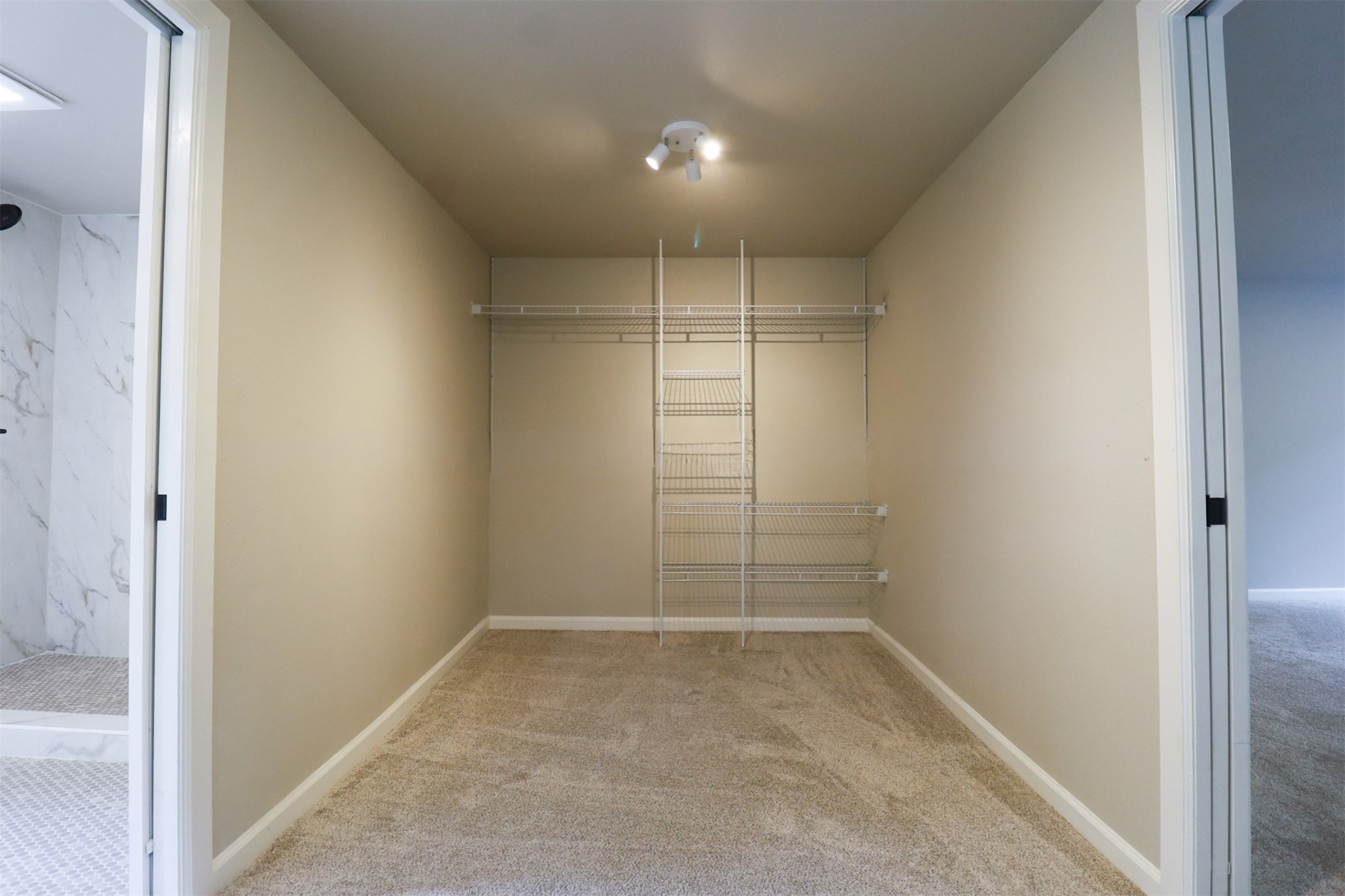 1516 W School Street Claremore OK 74017