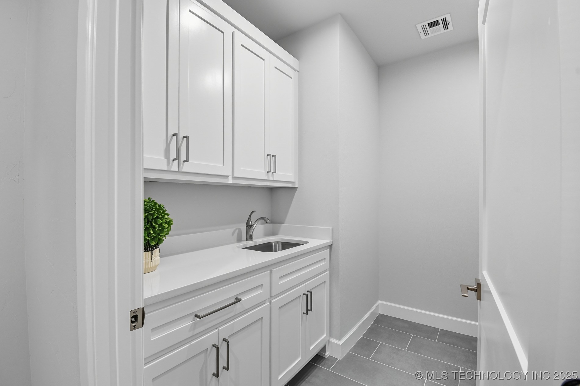11212 S Fir Avenue W Jenks OK 74037