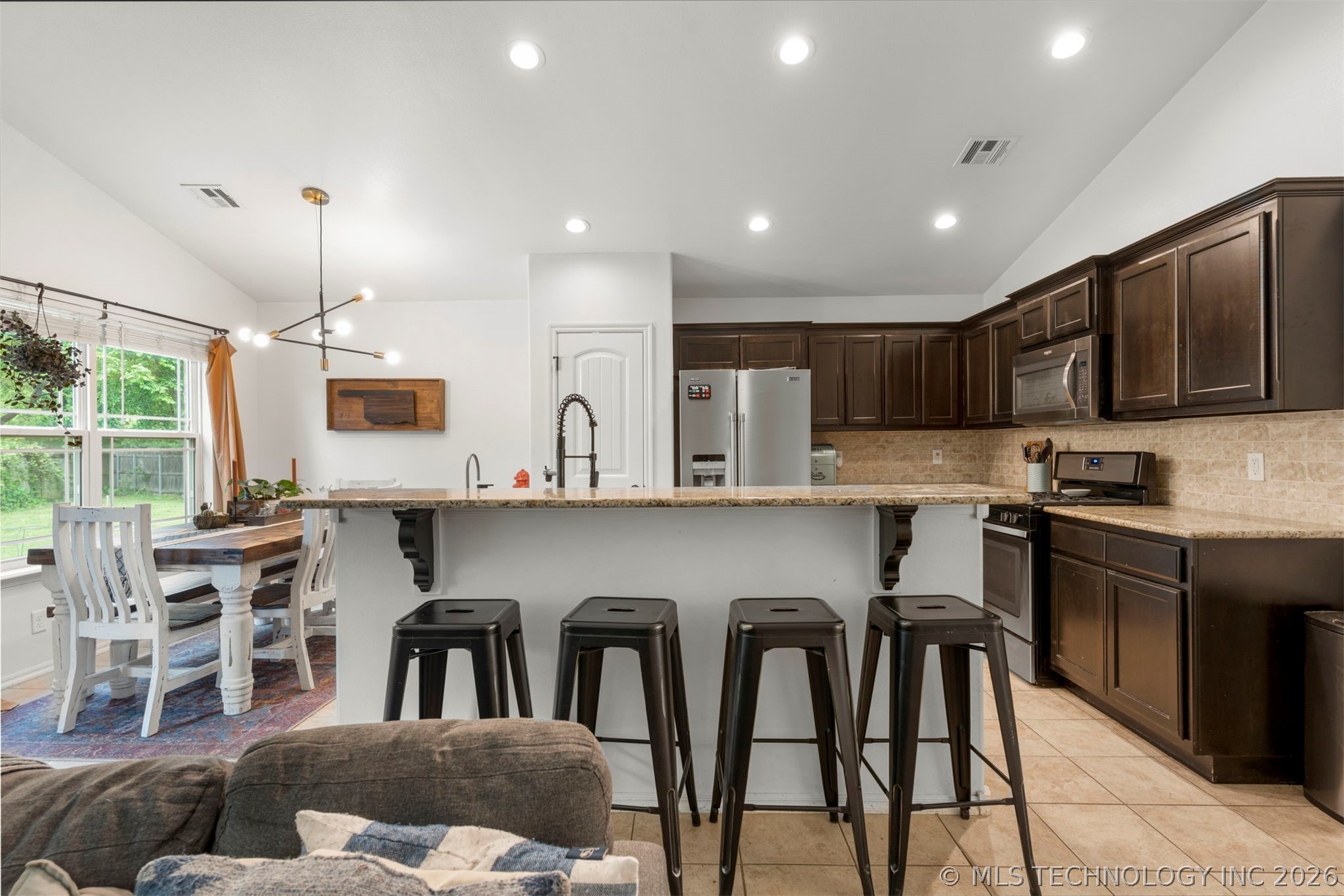 1916 N Kenosha Court Tulsa OK 74106