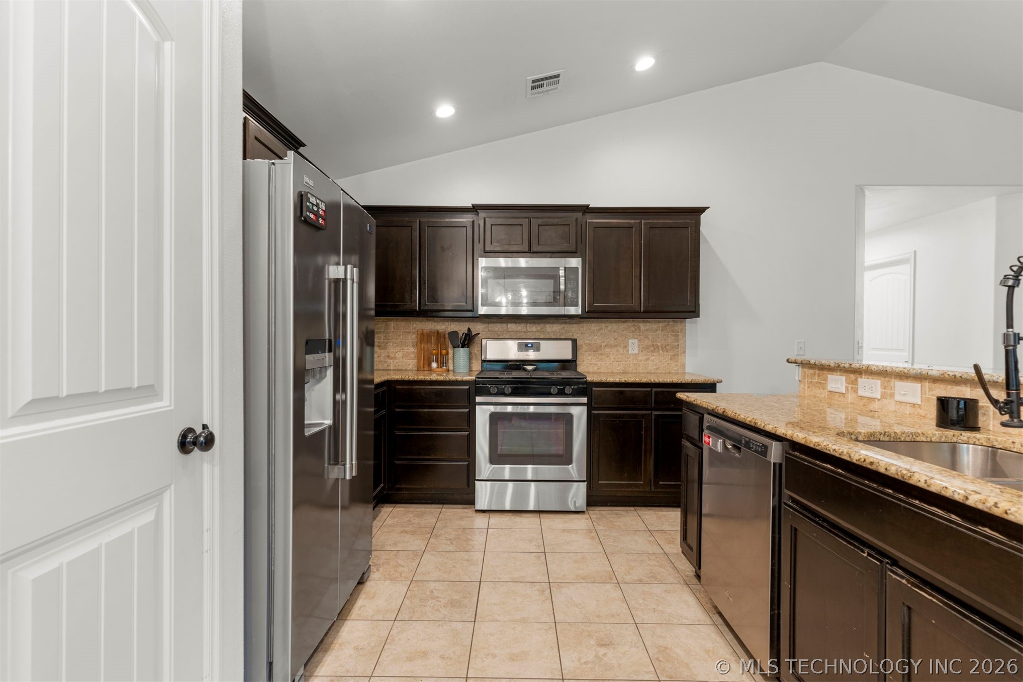 1916 N Kenosha Court Tulsa OK 74106