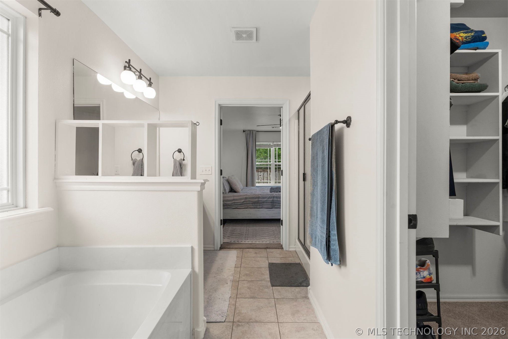 1916 N Kenosha Court Tulsa OK 74106