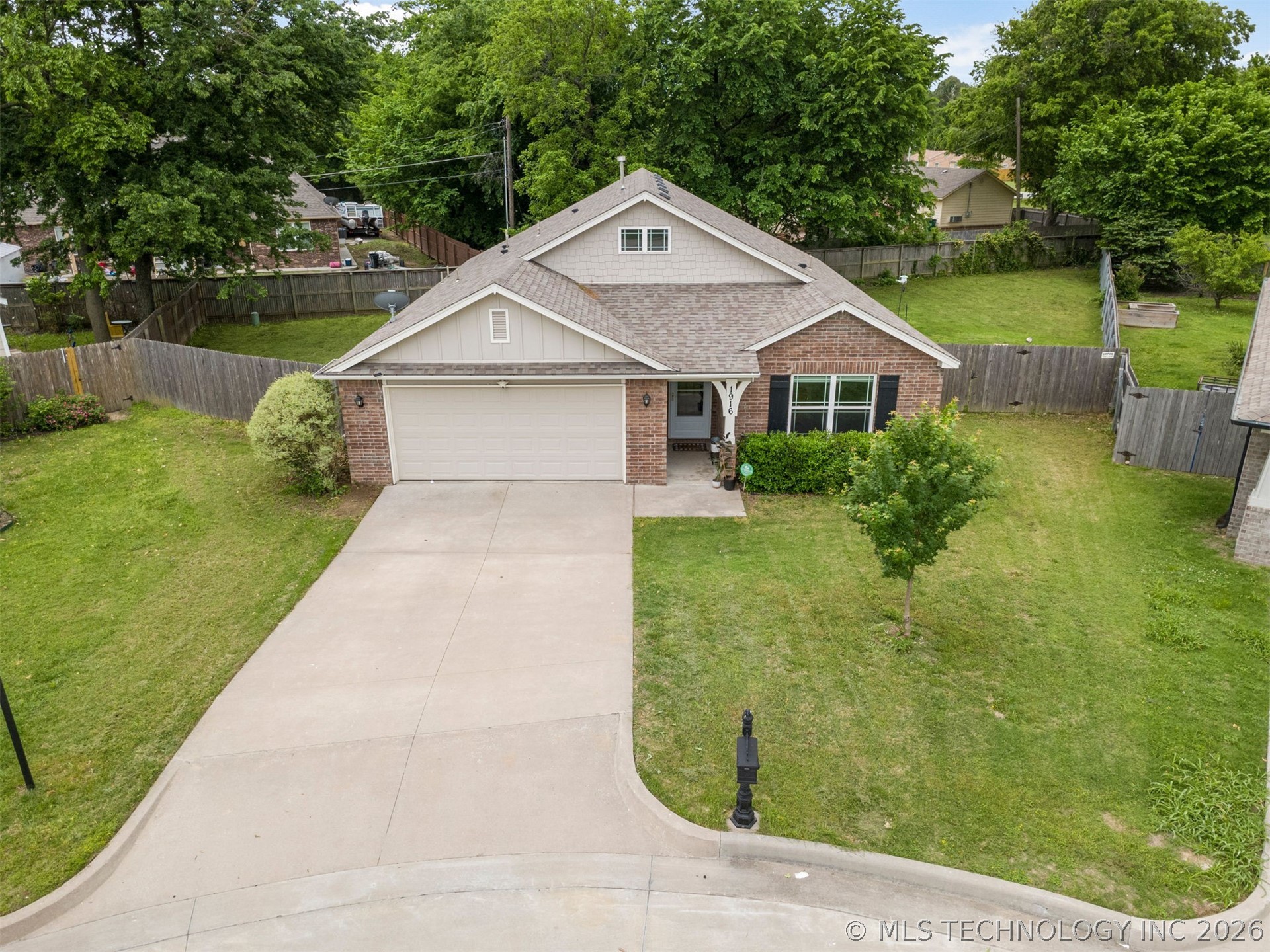1916 N Kenosha Court Tulsa OK 74106
