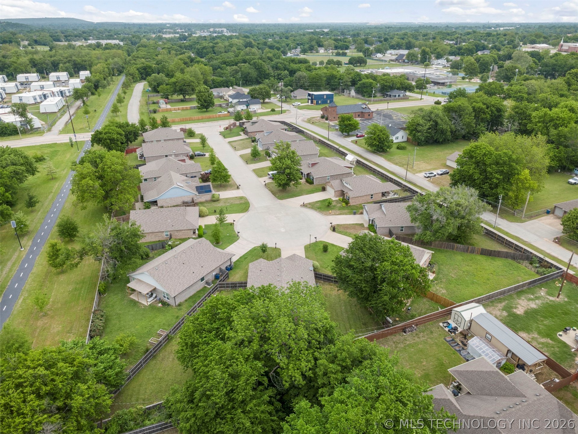 1916 N Kenosha Court Tulsa OK 74106
