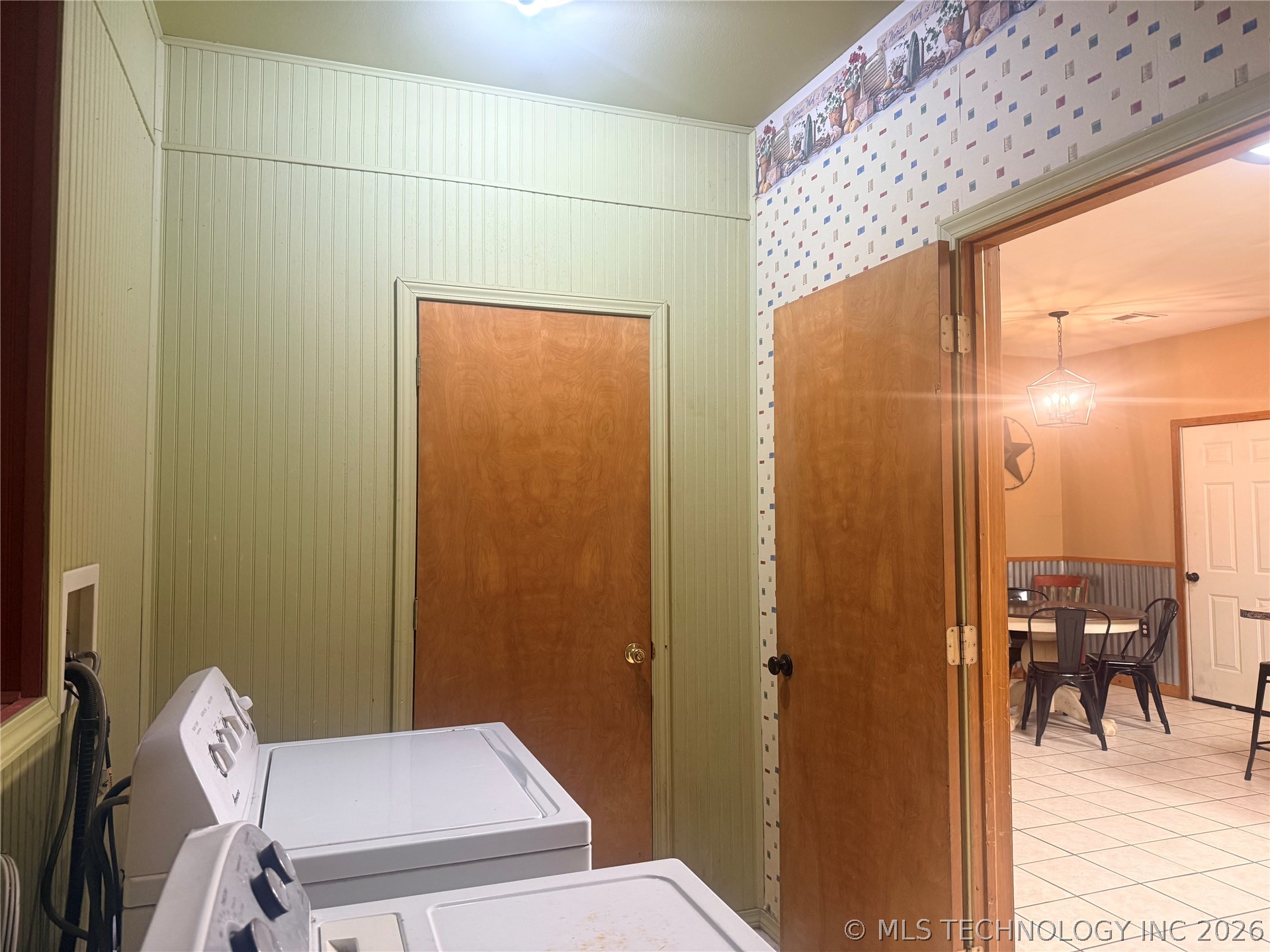 2002 Cedar Bluff Road Fort Gibson OK 74434