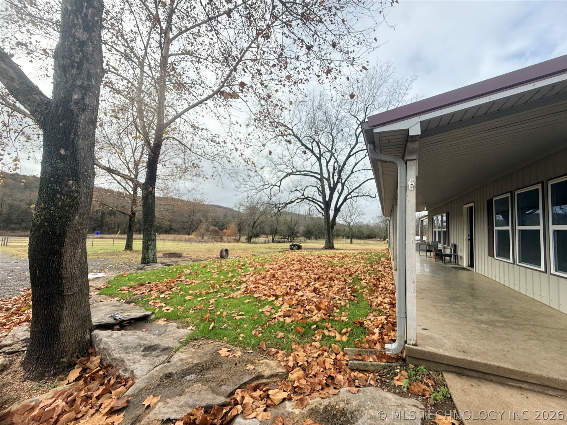 2002 Cedar Bluff Road Fort Gibson OK 74434