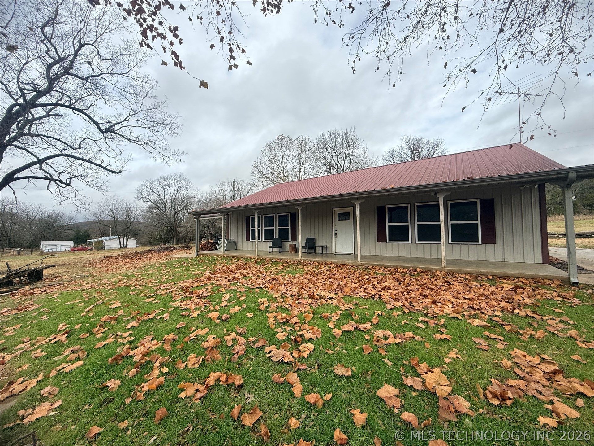 2002 Cedar Bluff Road Fort Gibson OK 74434