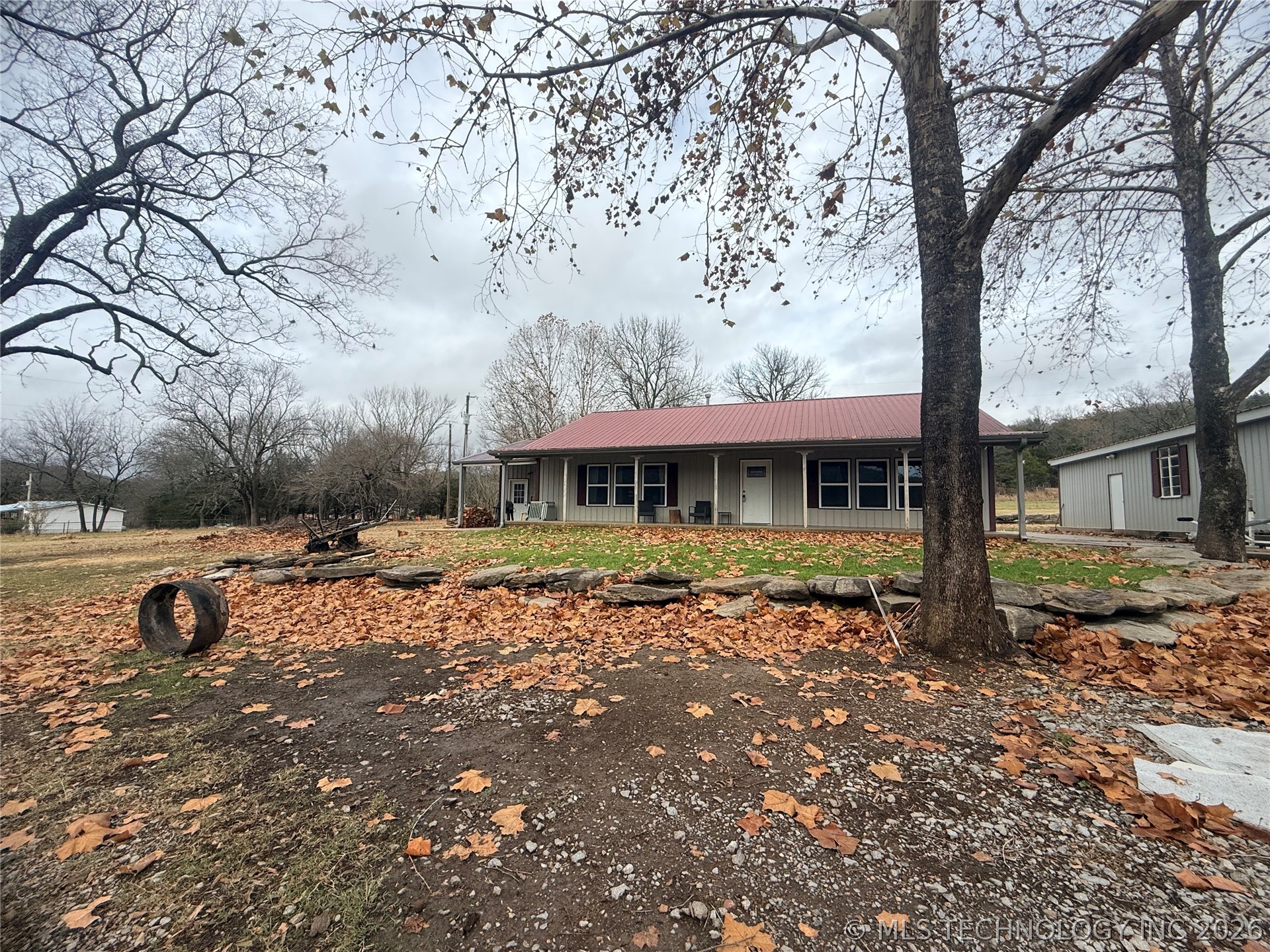 2002 Cedar Bluff Road Fort Gibson OK 74434