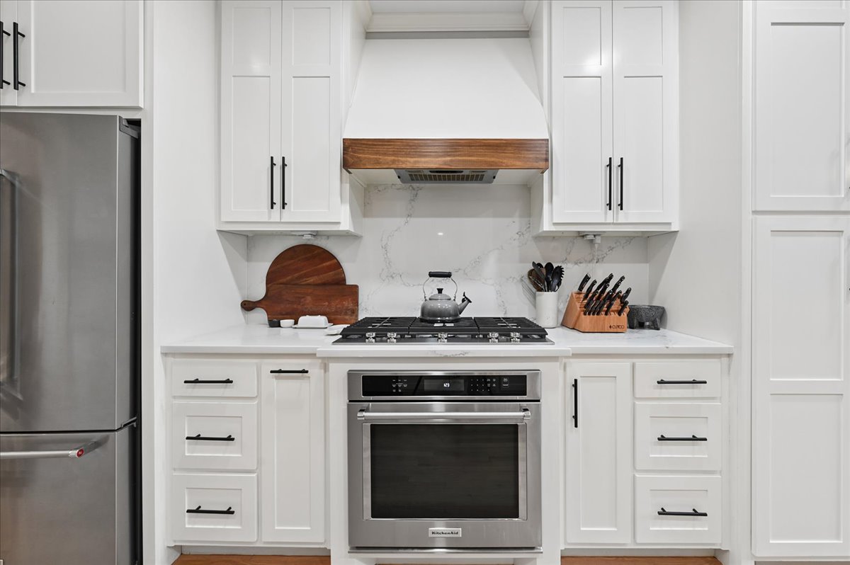 1409 E 35th Place Tulsa OK 74105
