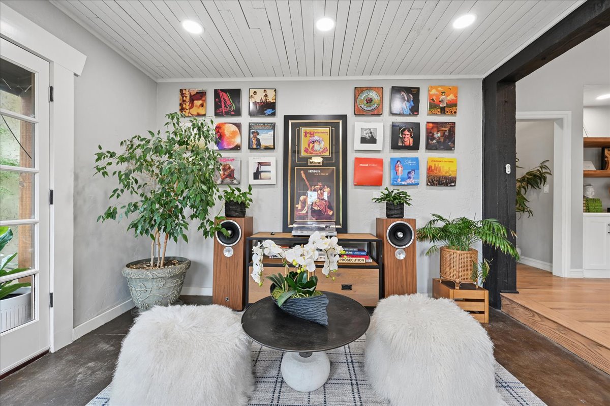 1409 E 35th Place Tulsa OK 74105