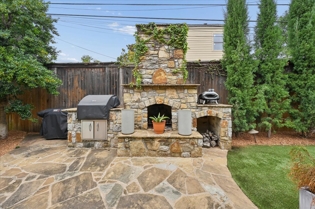 1409 E 35th Place Tulsa OK 74105