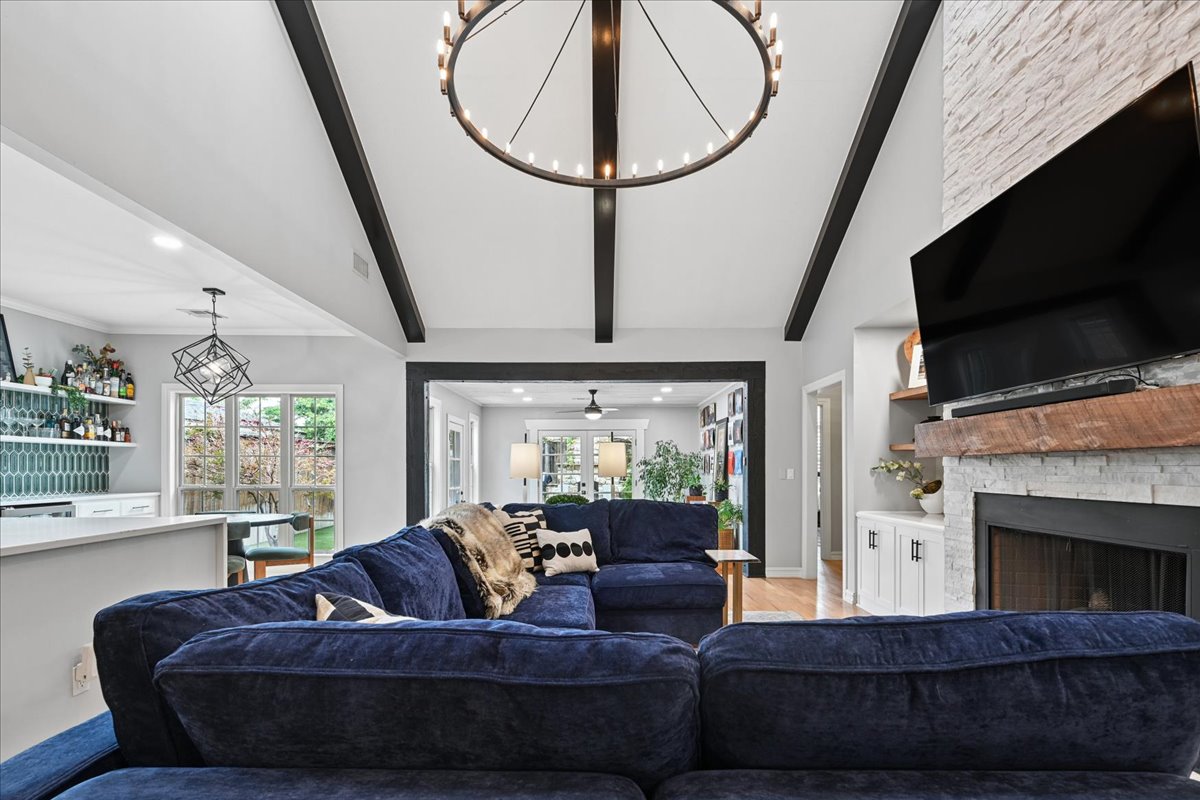 1409 E 35th Place Tulsa OK 74105