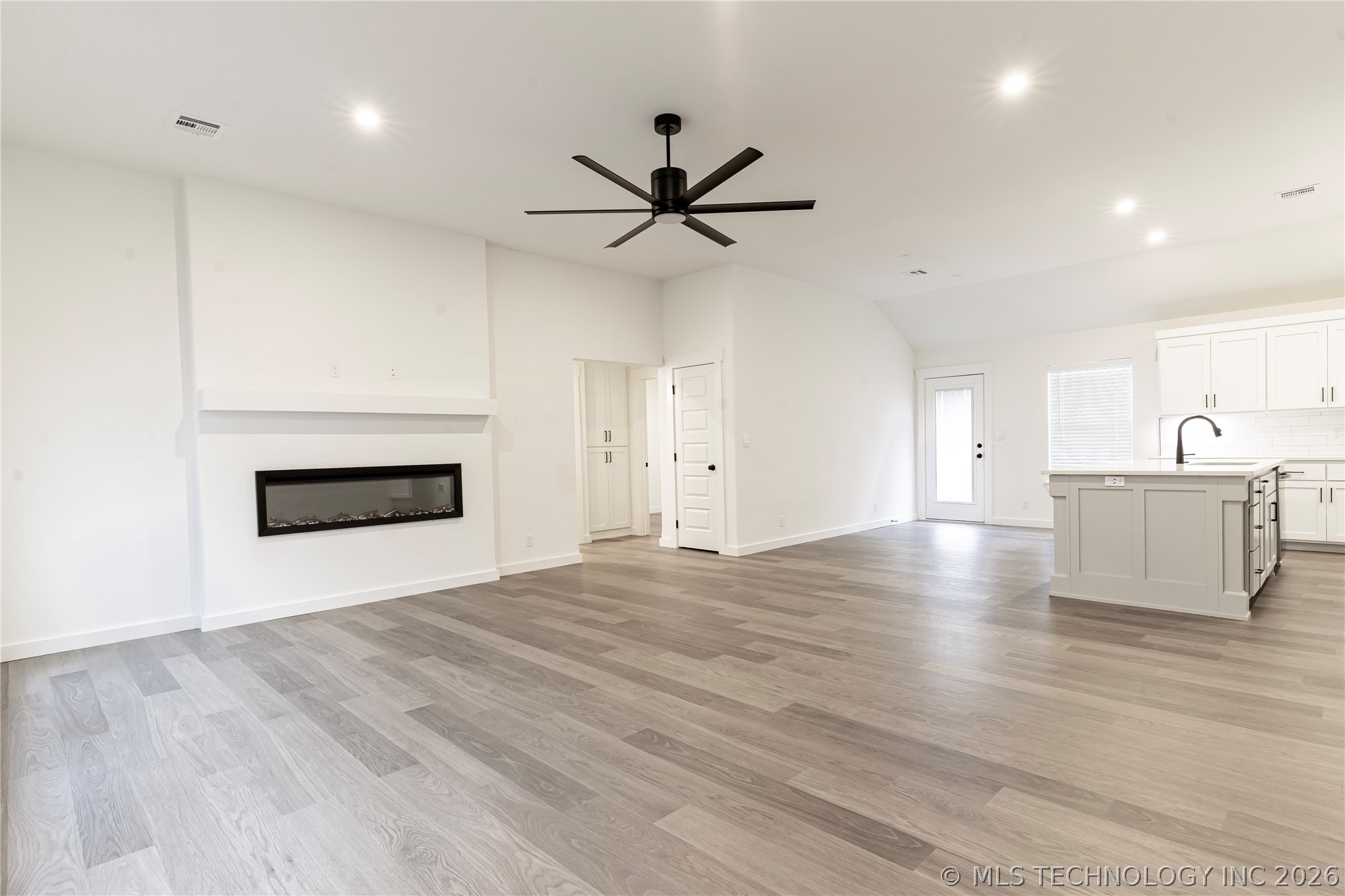 10887 S 271st Eastavenue Coweta OK 74429