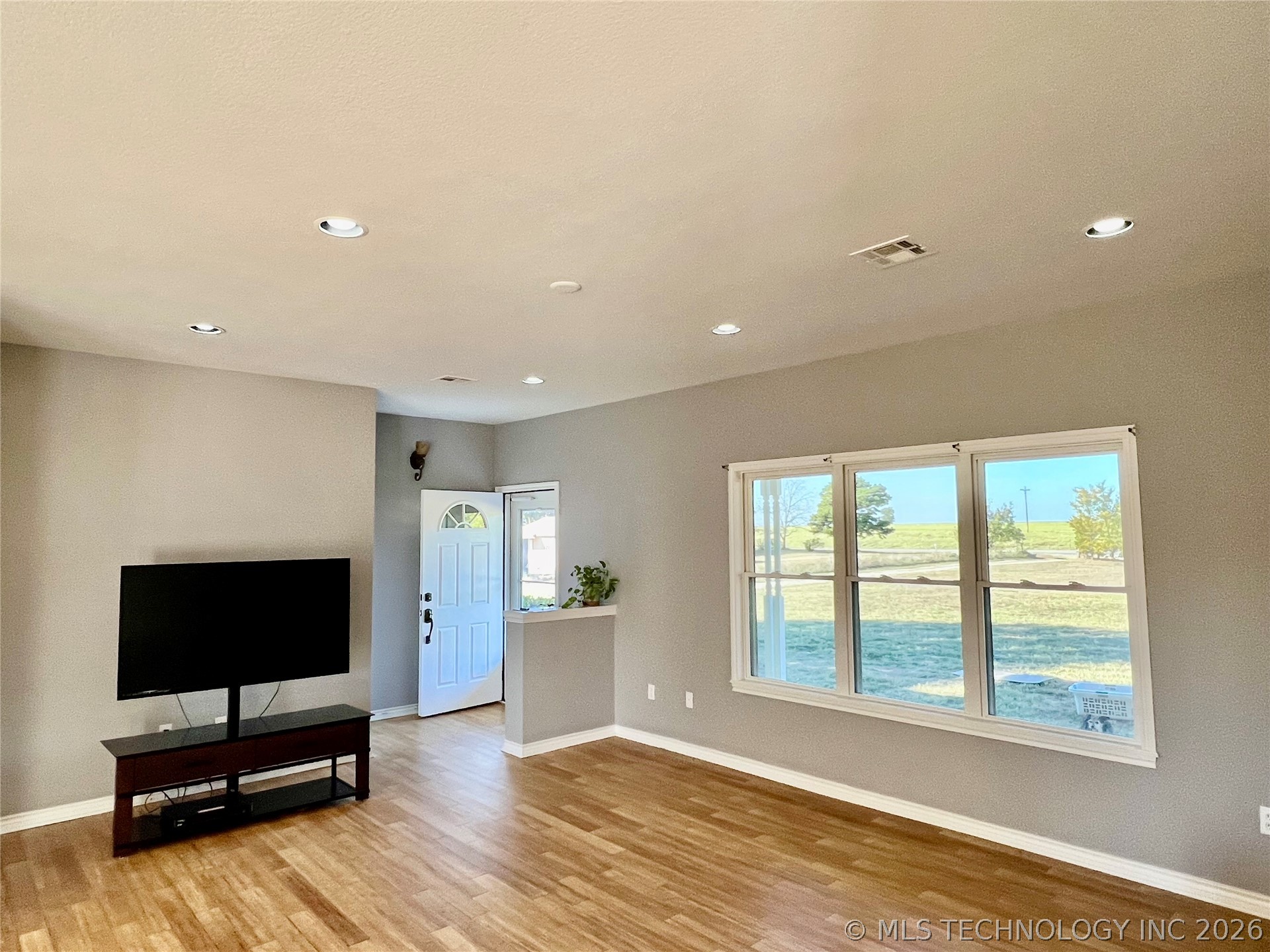 5856 S Highway 377 Kingston OK 73439