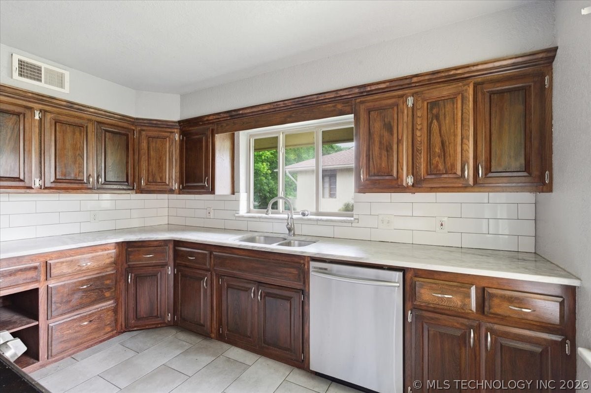 1707 S Broadway Boulevard Ada OK 74820