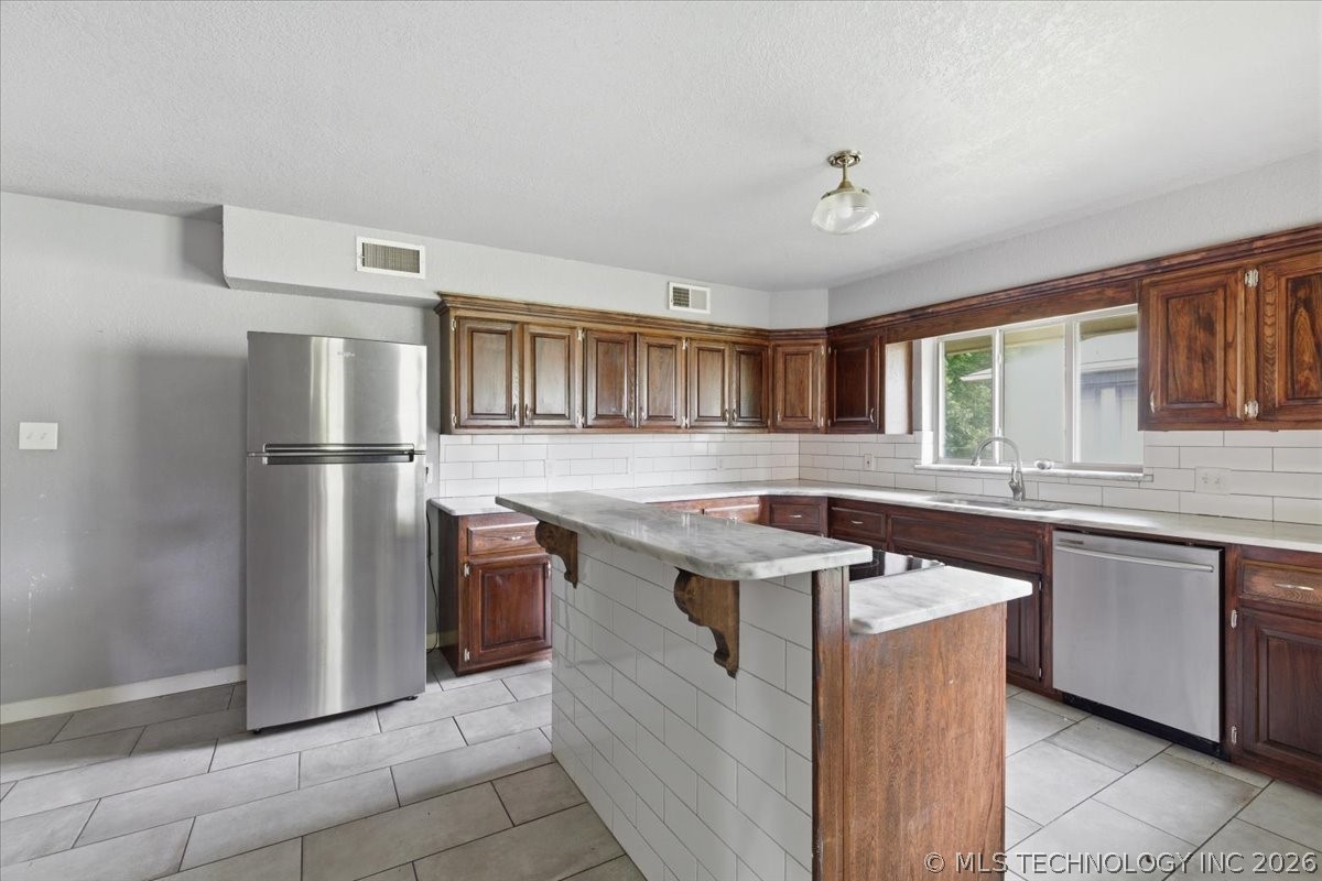 1707 S Broadway Boulevard Ada OK 74820