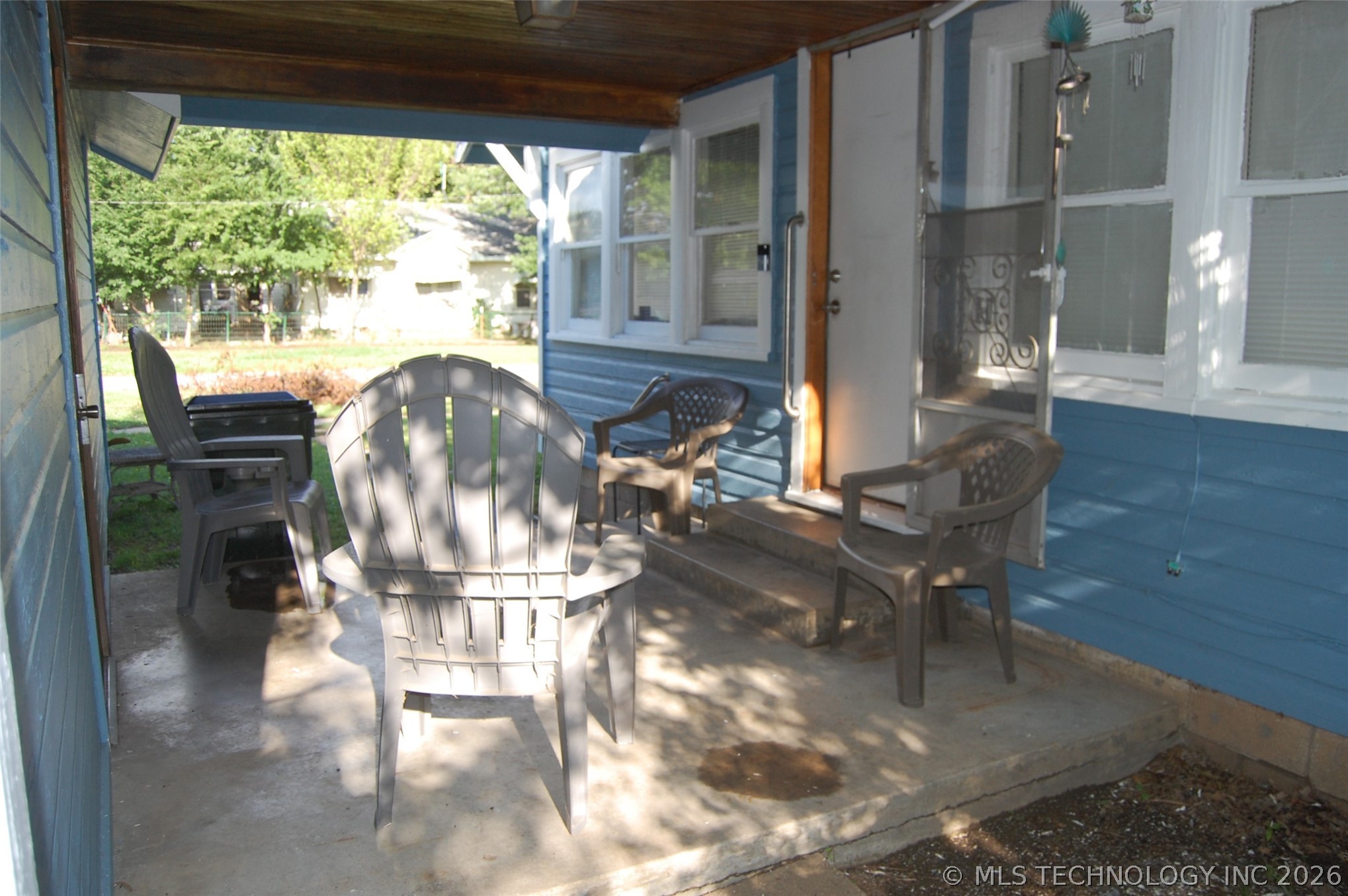 1202 W Broadway Street Henryetta OK 74437